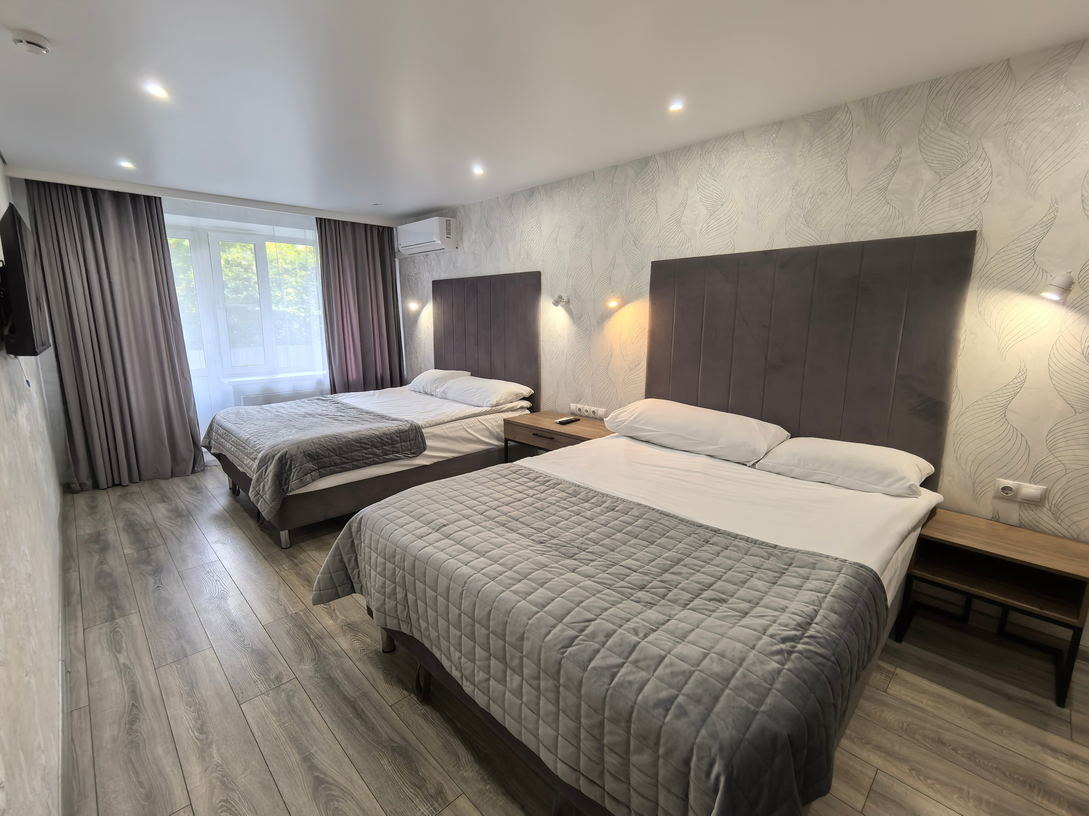 Четырехместный номер Делюкс