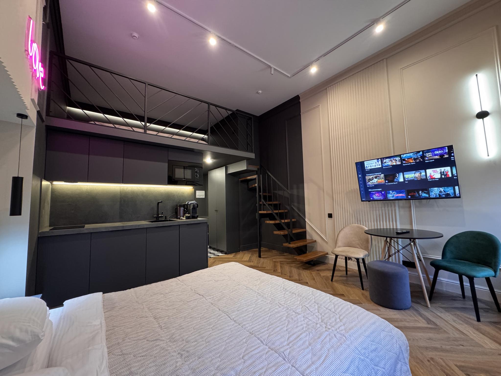 4-местные 1-комнатные апартаменты люкс Рубинштейна 2/45