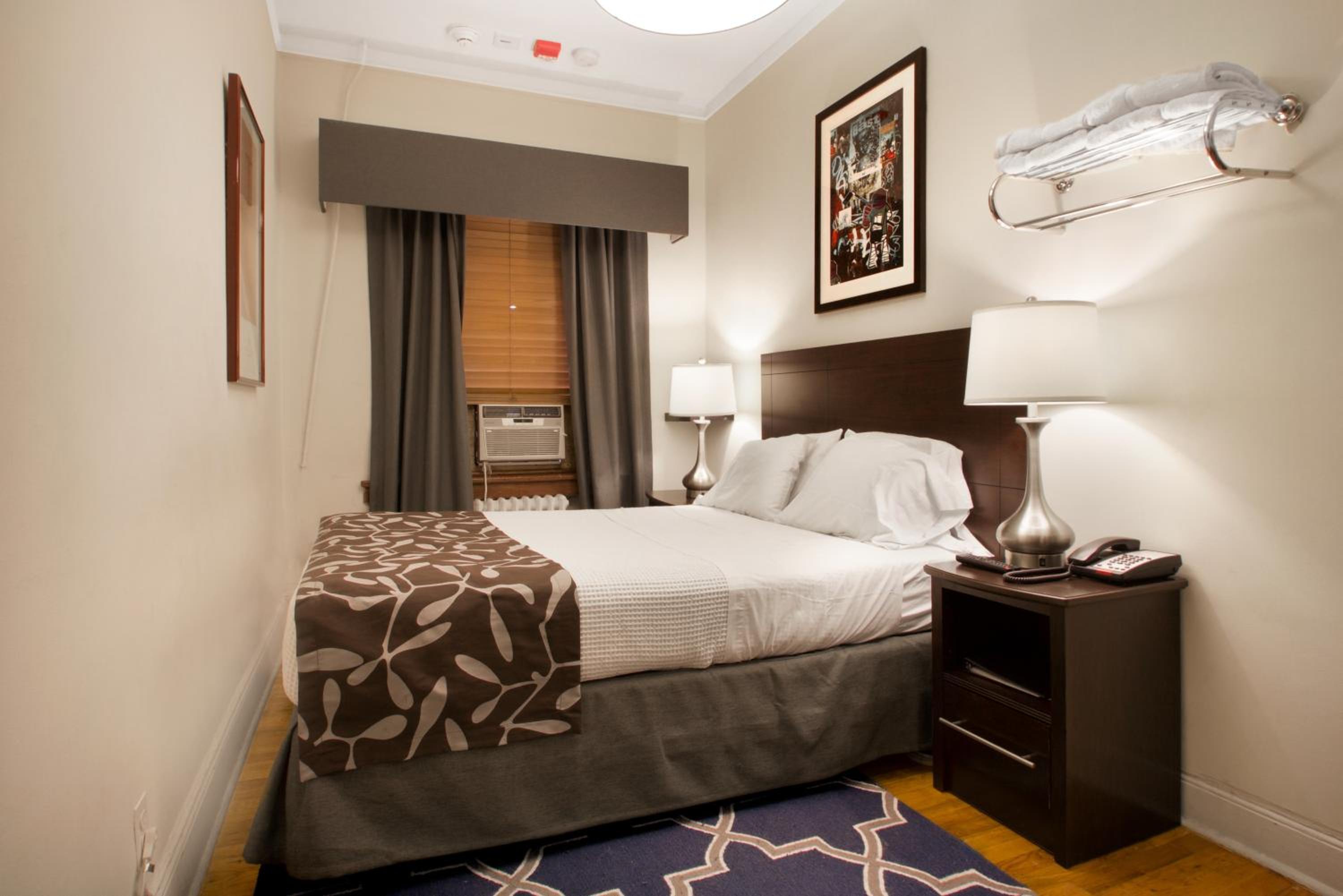 Economy Room with Shared Bath