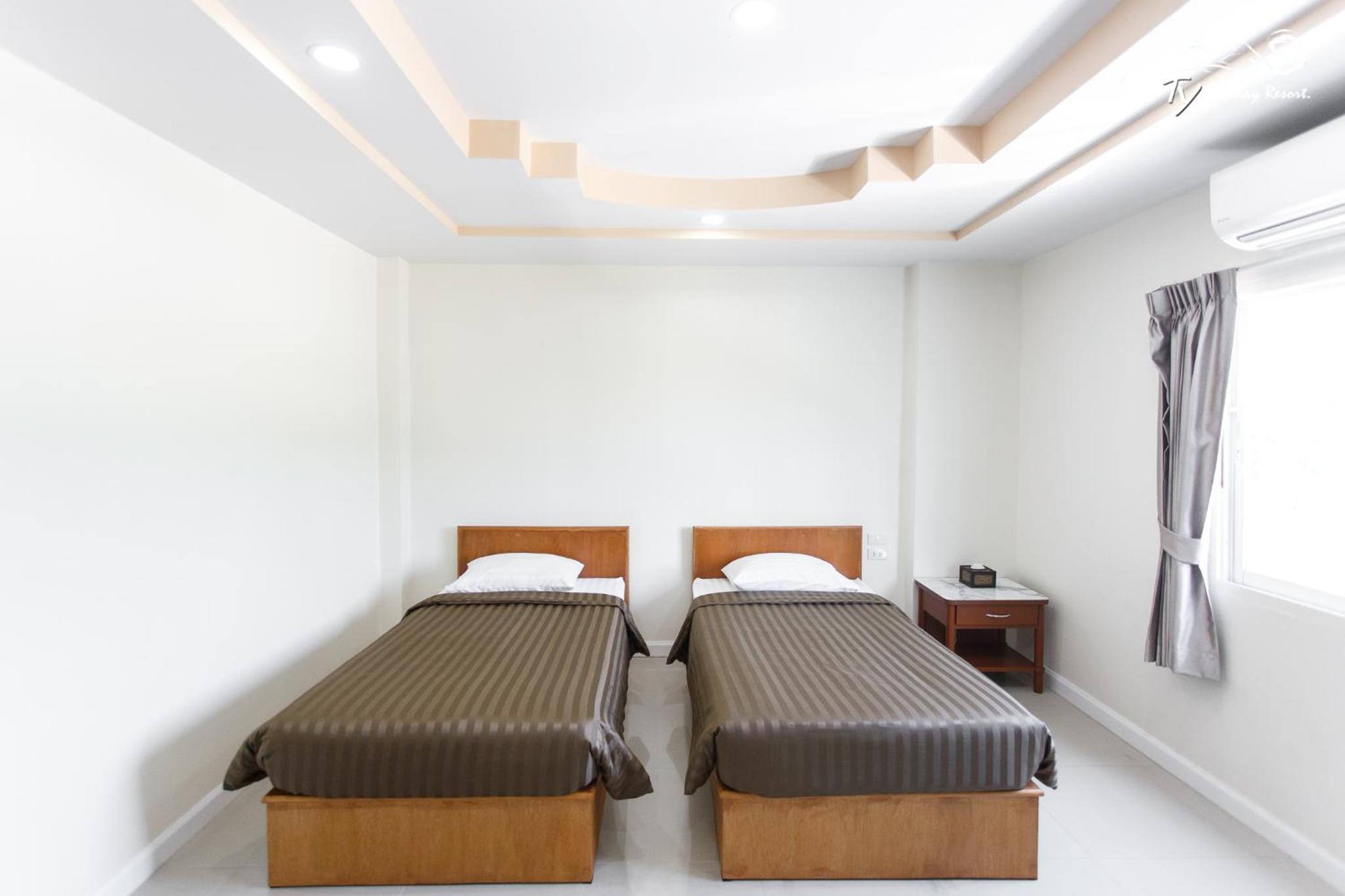 Seven-Bedroom Villa with Private Pool 232