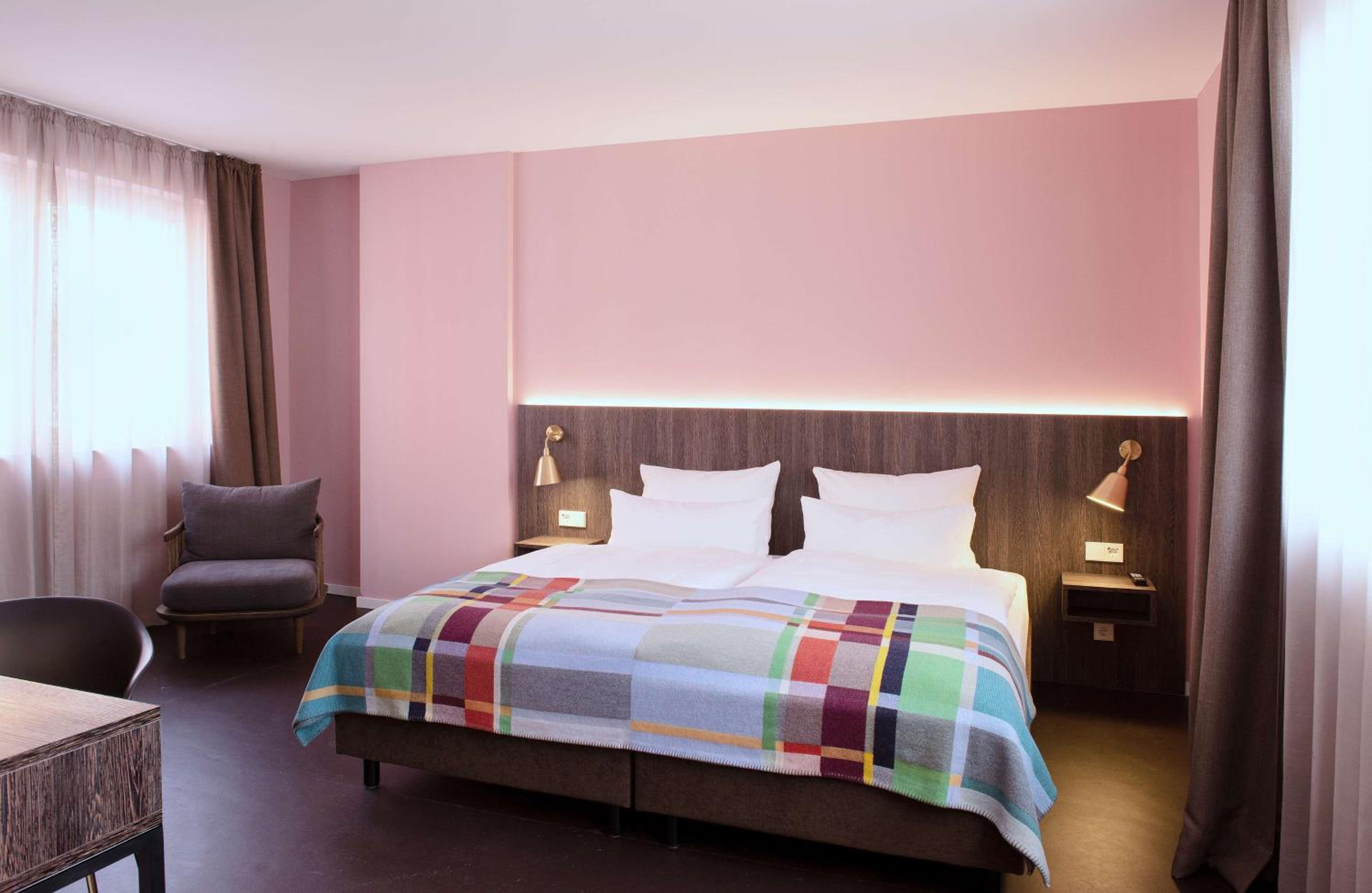 Comfort View Room with Kingsize Bed