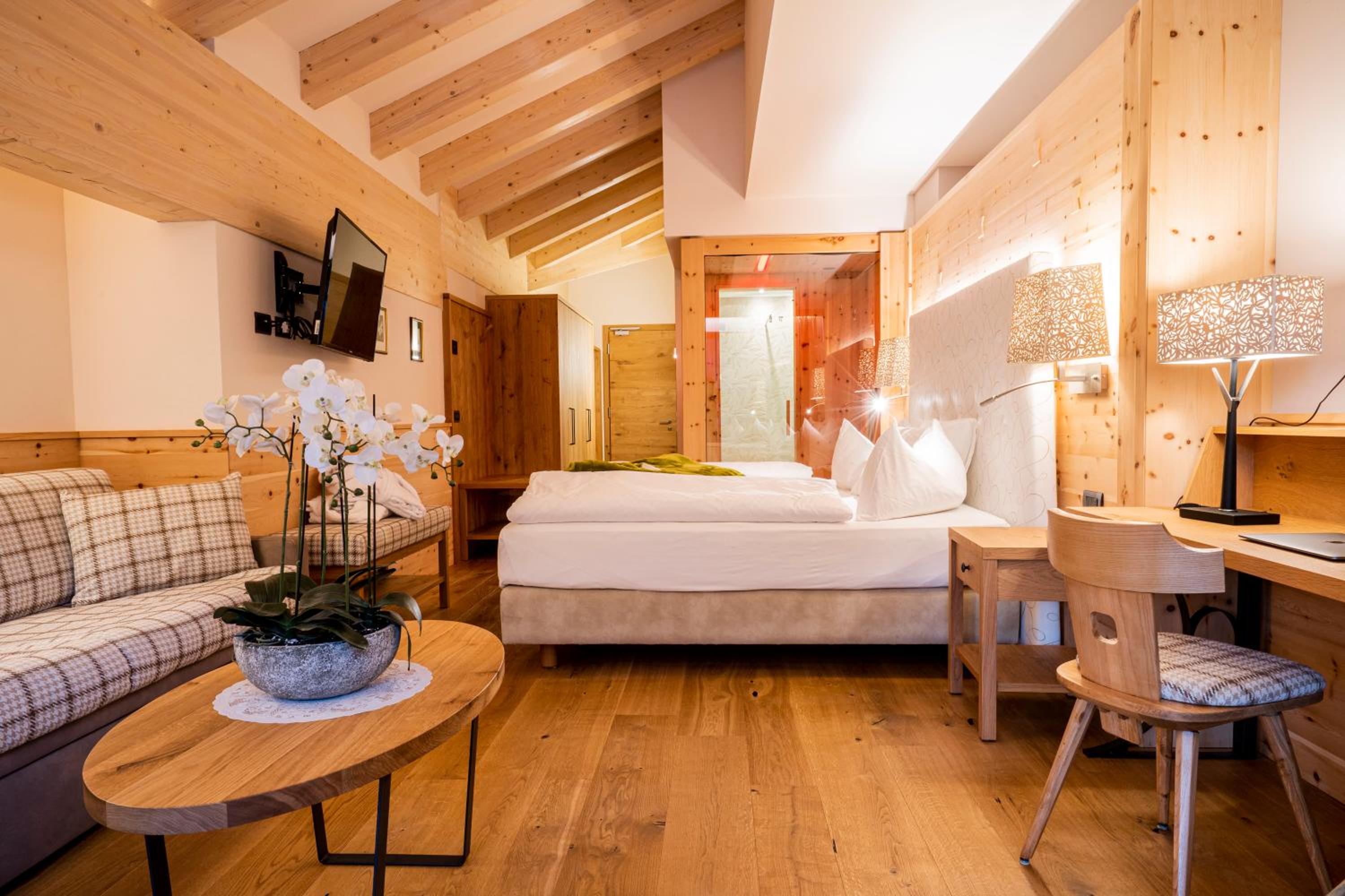 Suite with City View