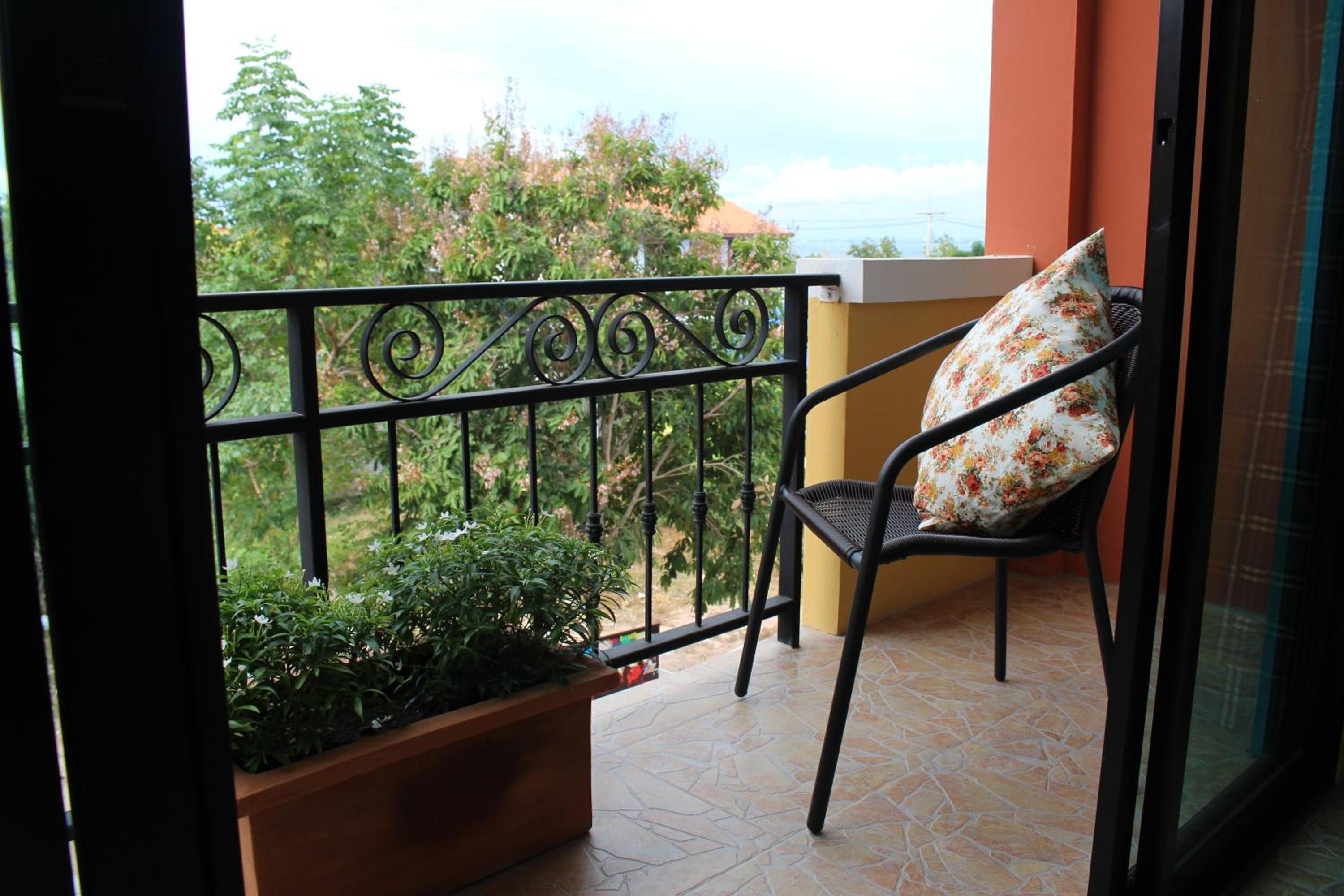 Quadruple Room With Balcony - Street View