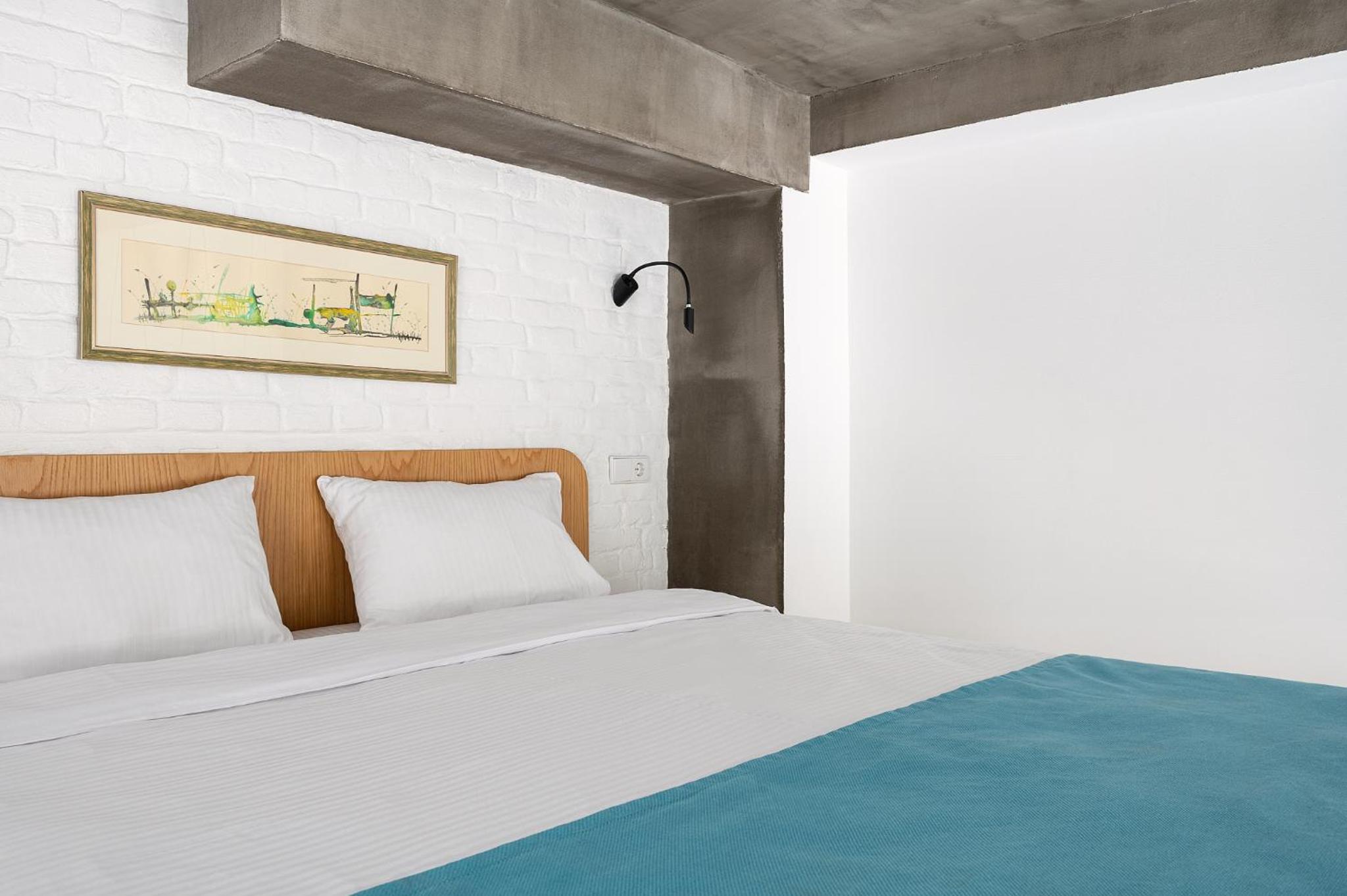 Apartment with City View