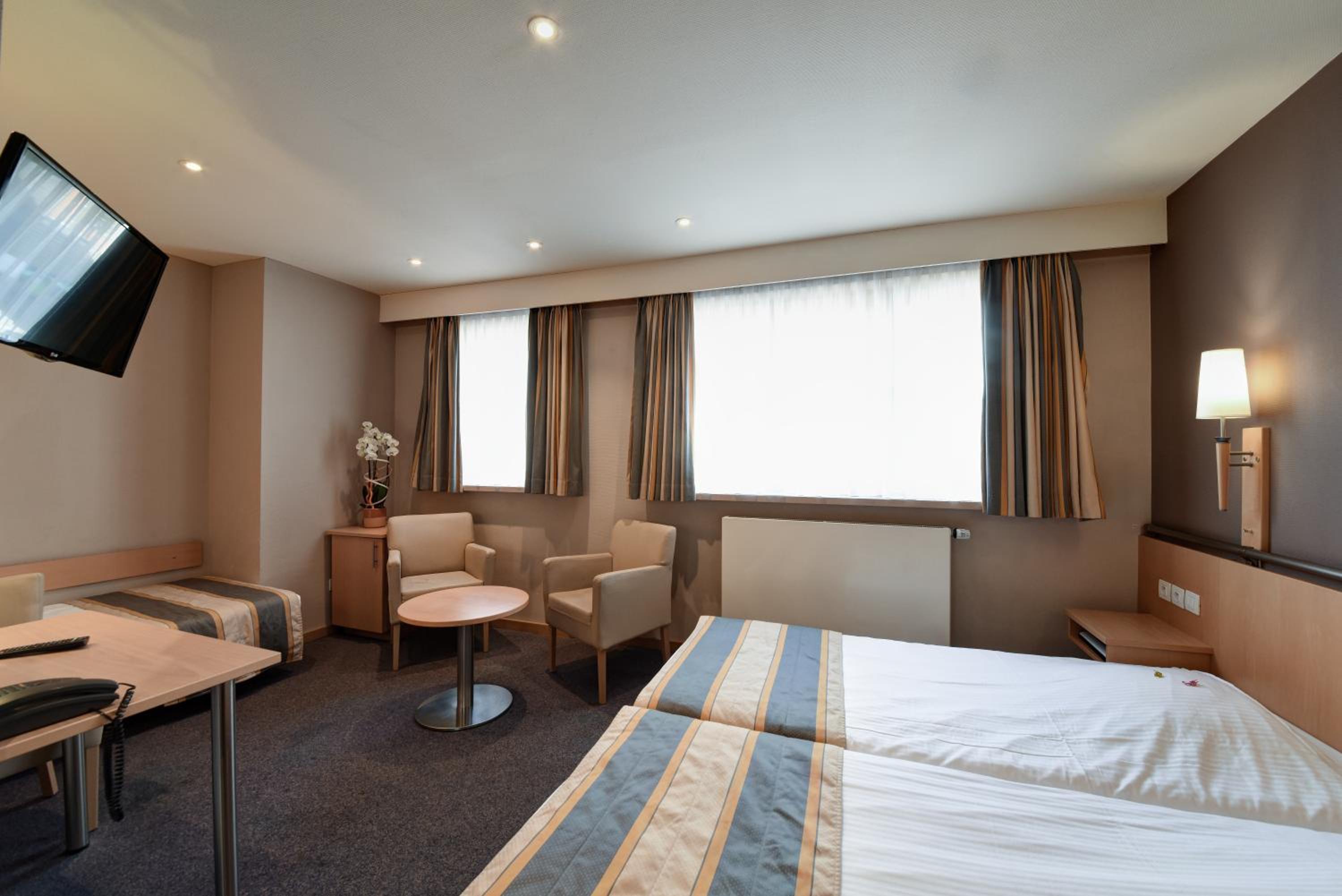 Deluxe Triple Room