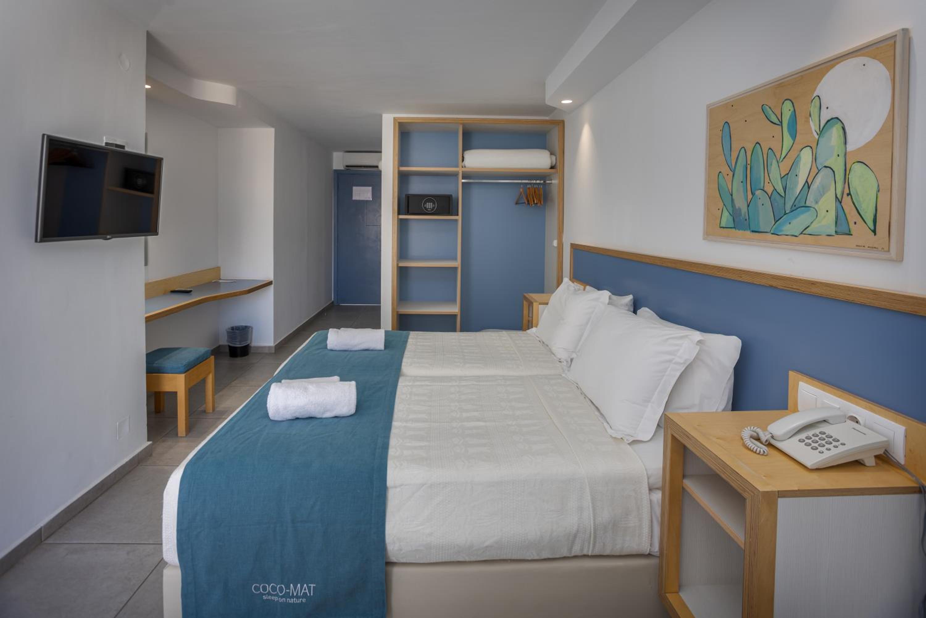 Standard Room with Pool View