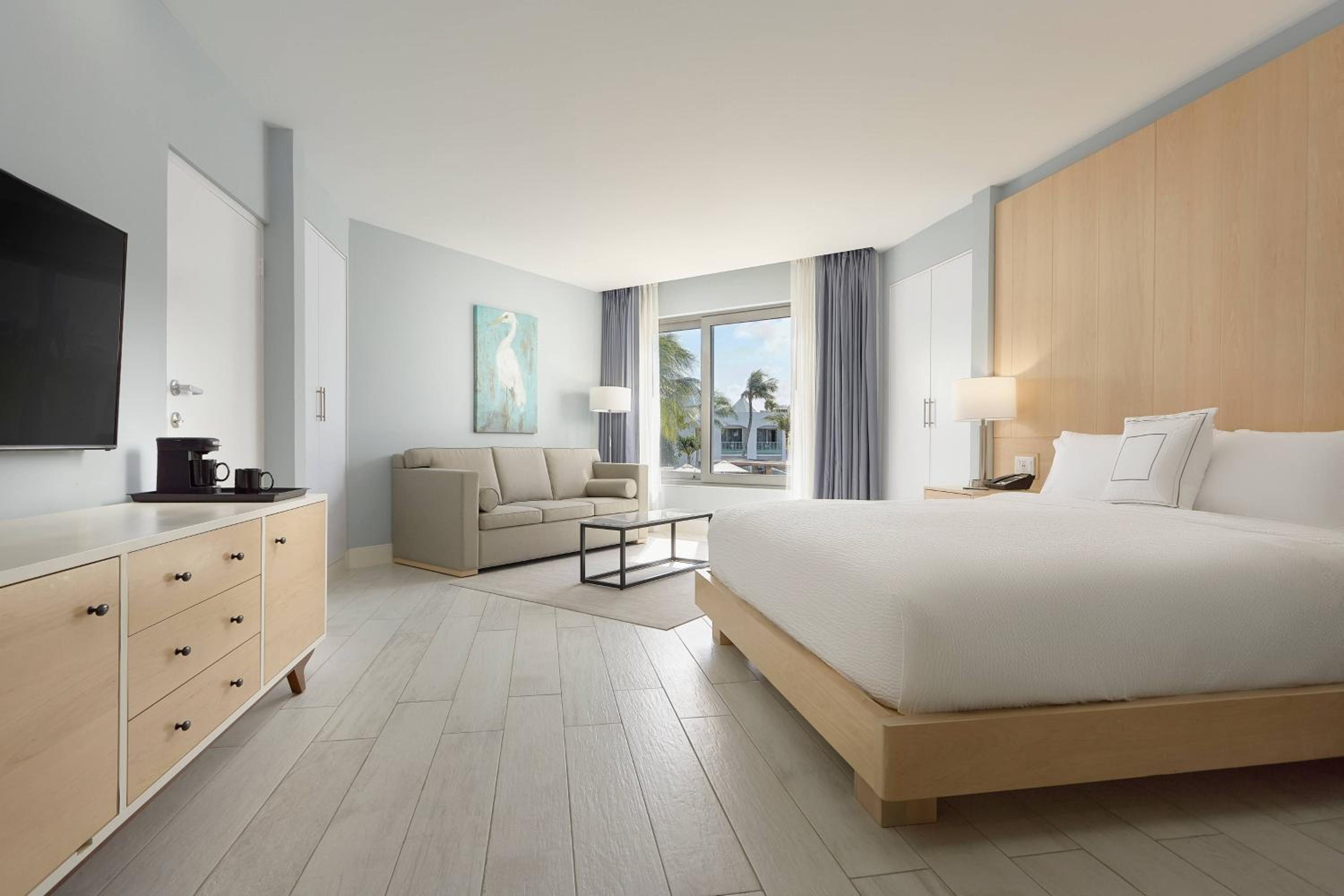 King Room with Sofa Bed