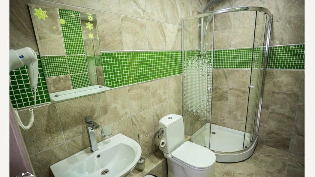 Стандарт двухместный № 6  с отдельными кроватями и душевой кабиной