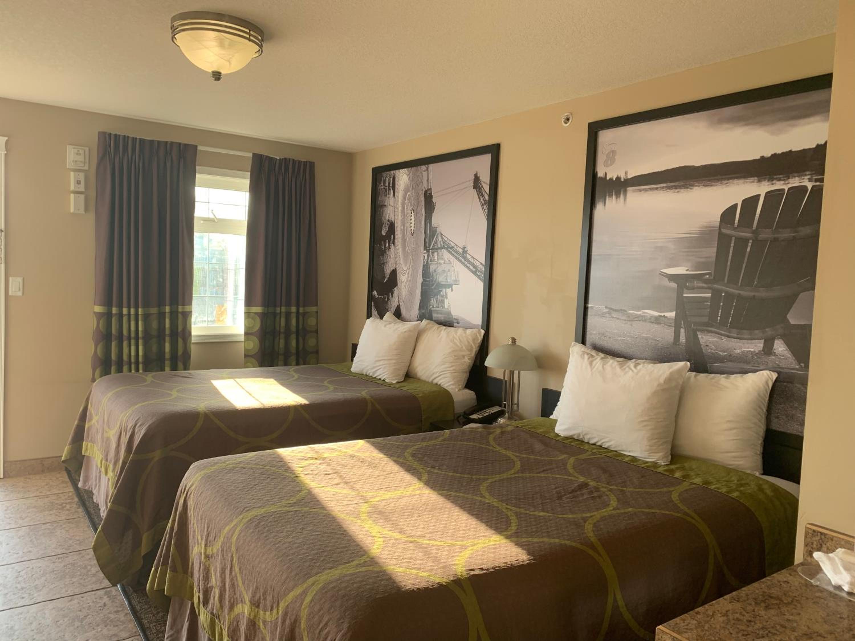 2 Double Beds, Efficiency Room, Non-Smoking