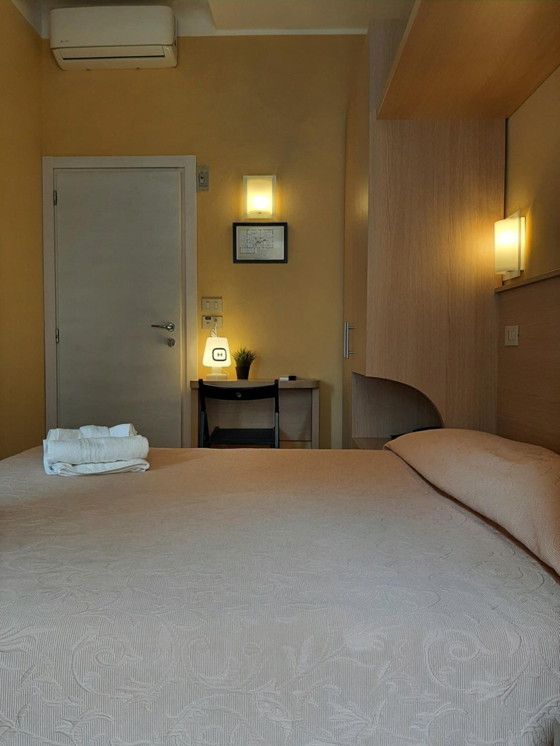 Double or Twin Room with Balcony