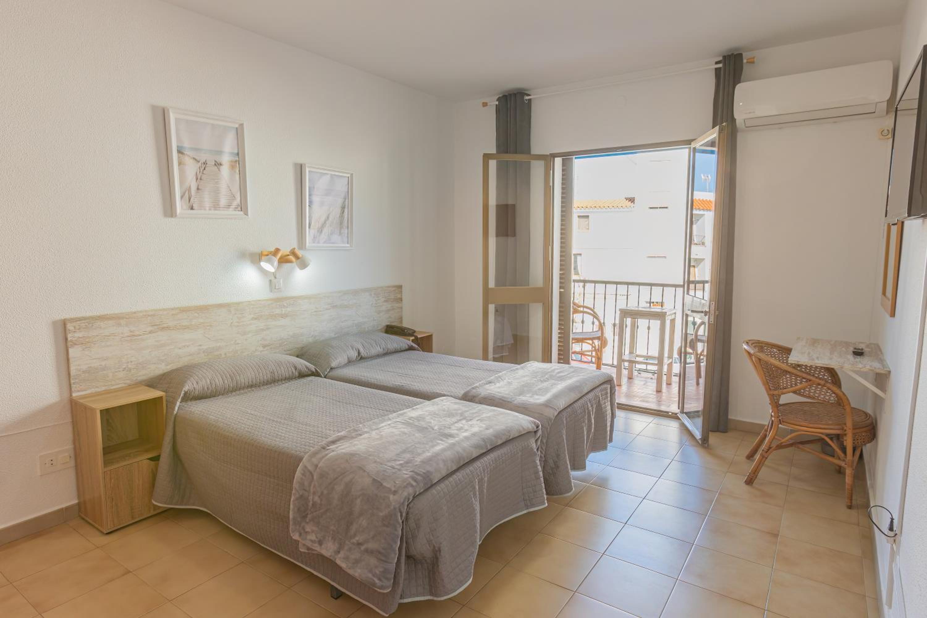 Double Room with Terrace