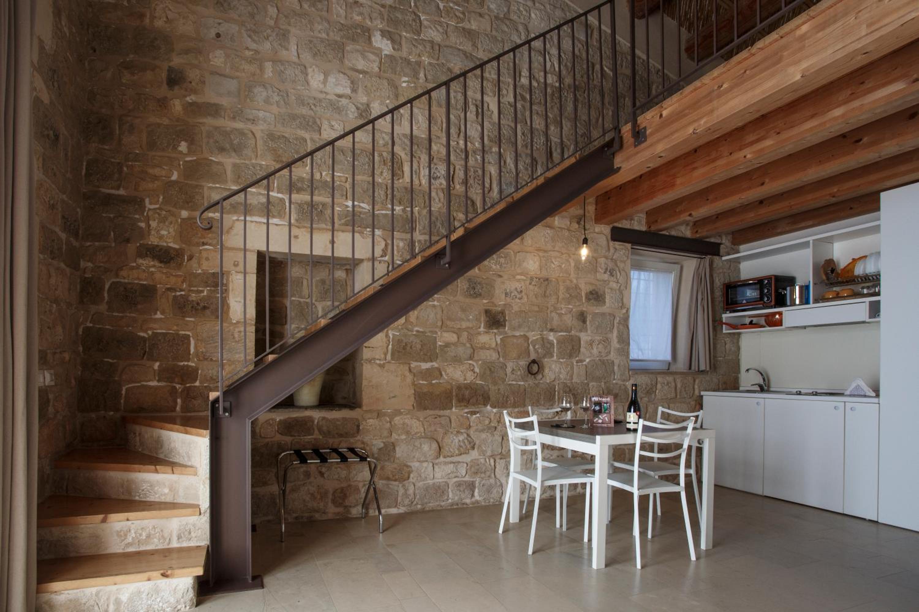 Apartment - Split Level