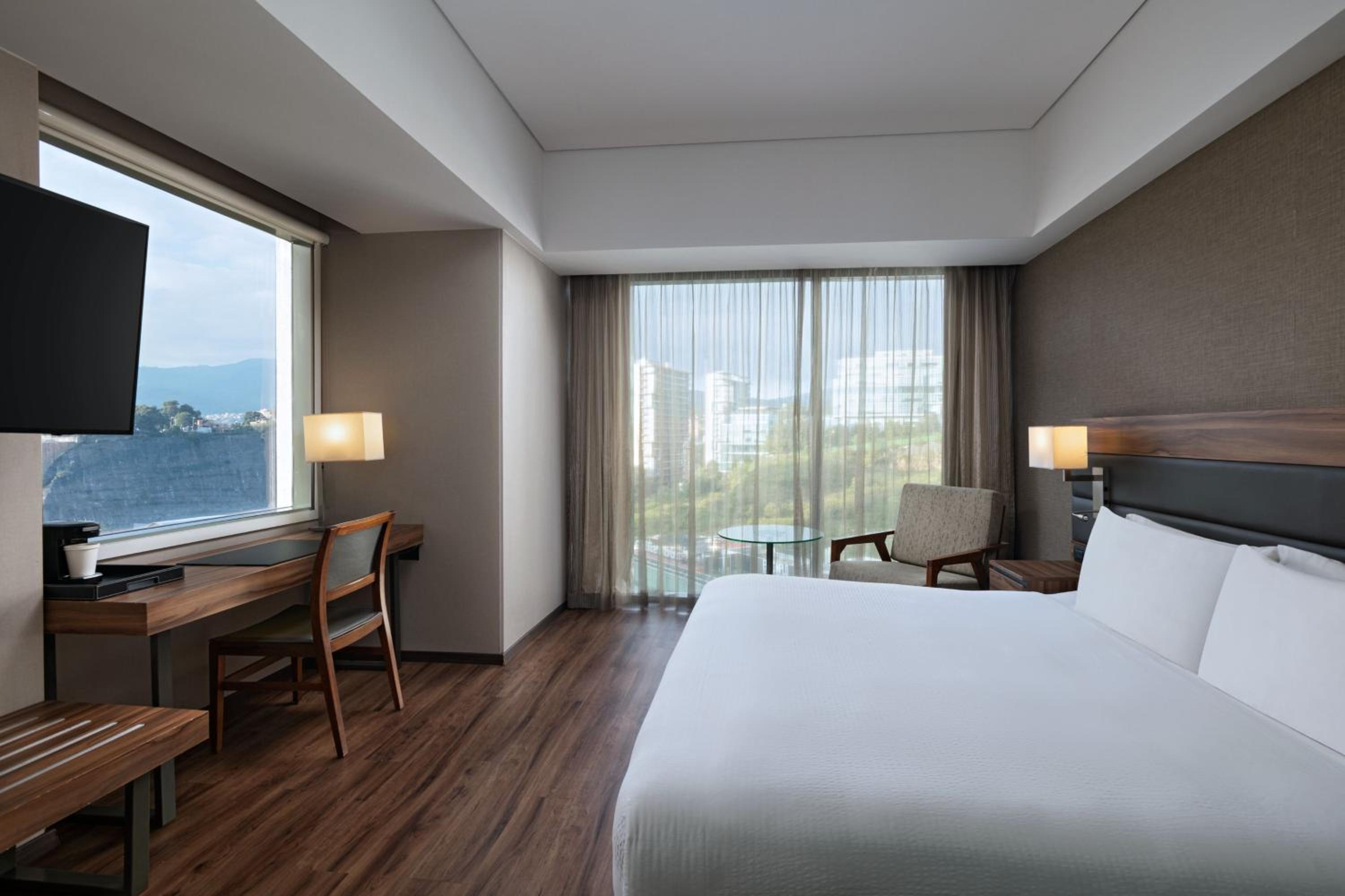 City View Corner Room