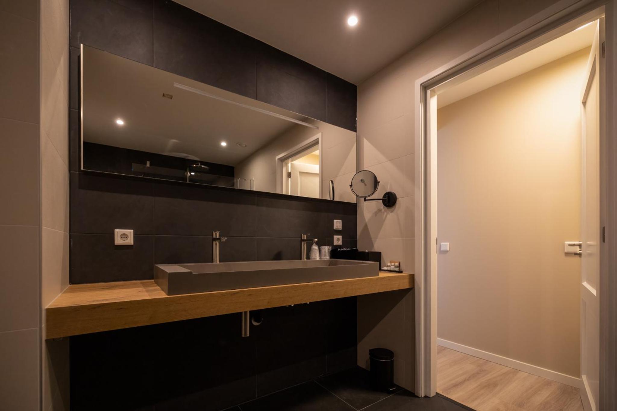 Junior Suite with Balcony