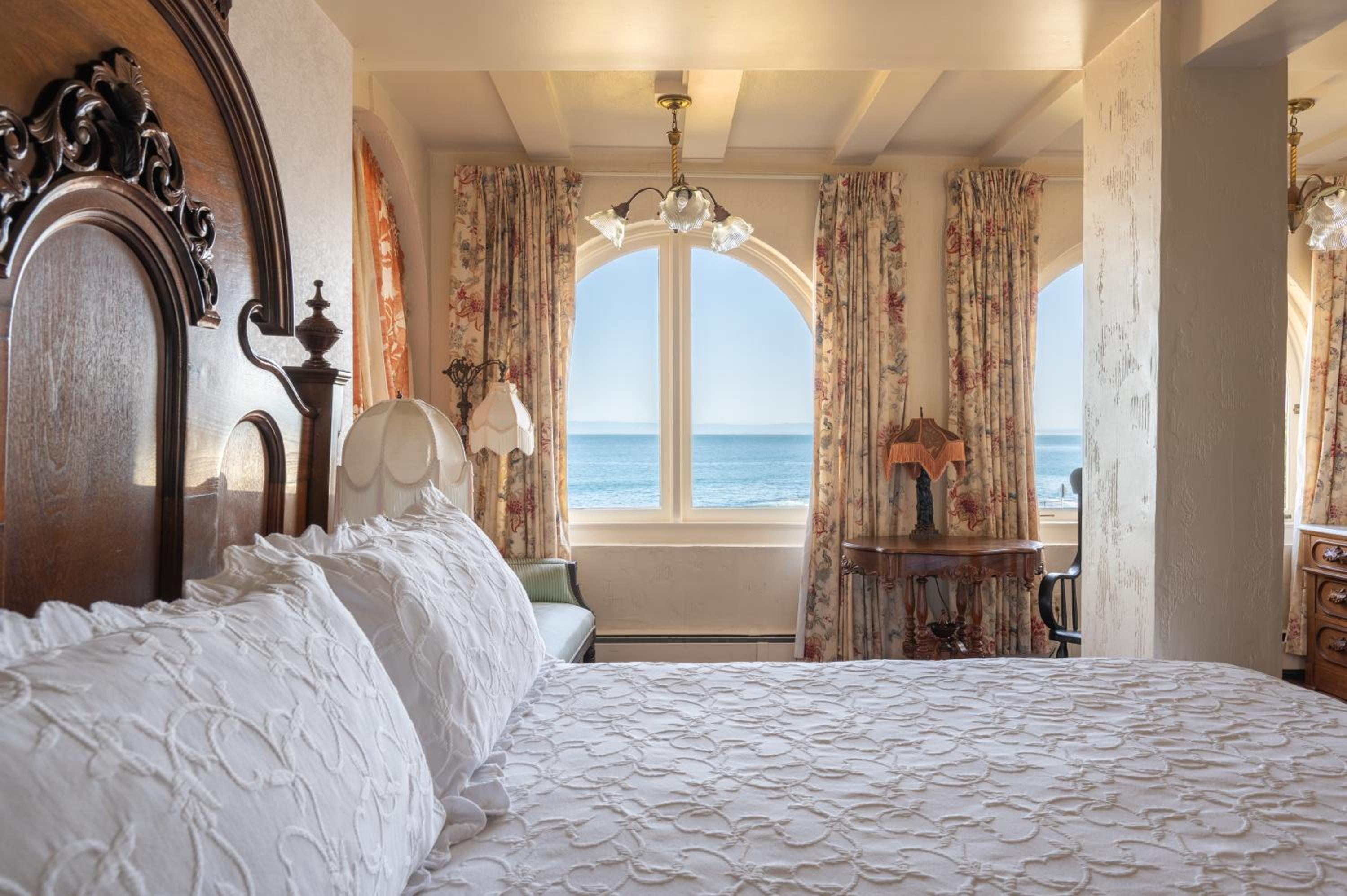 King Suite with Ocean View