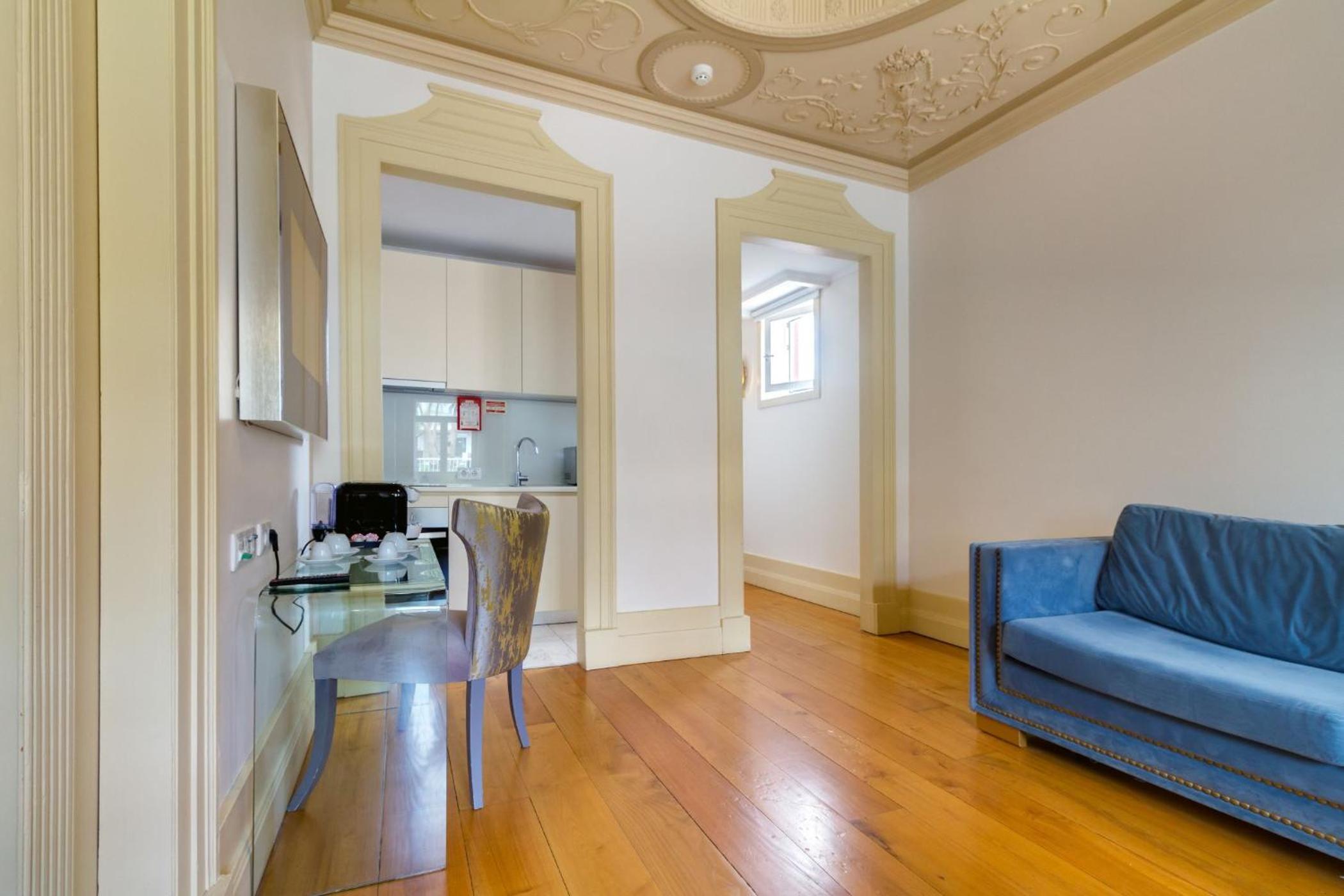 Apartment with Terrace