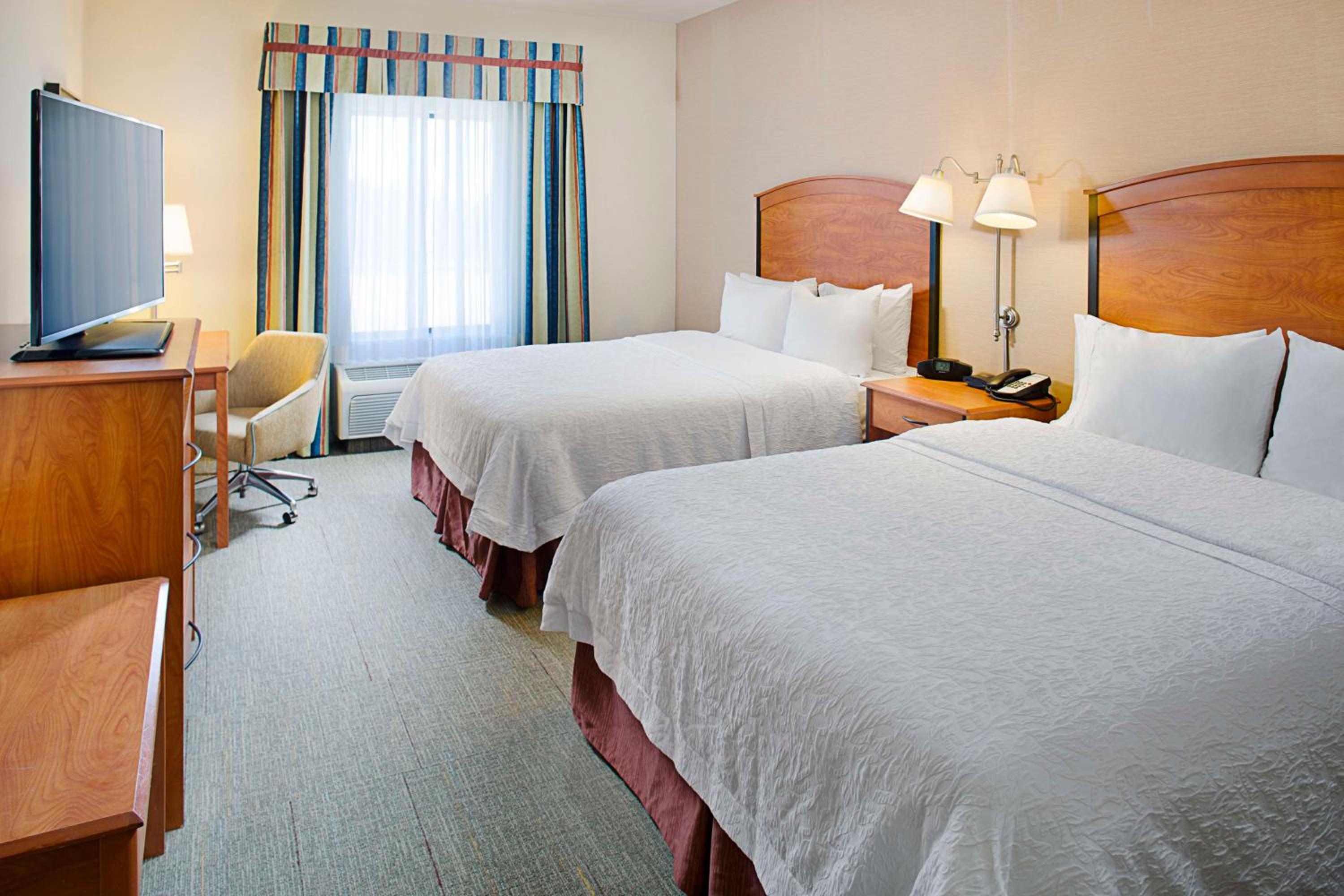 Queen Room with Two Queen Beds - Mobility and Hearing Access/Non-Smoking