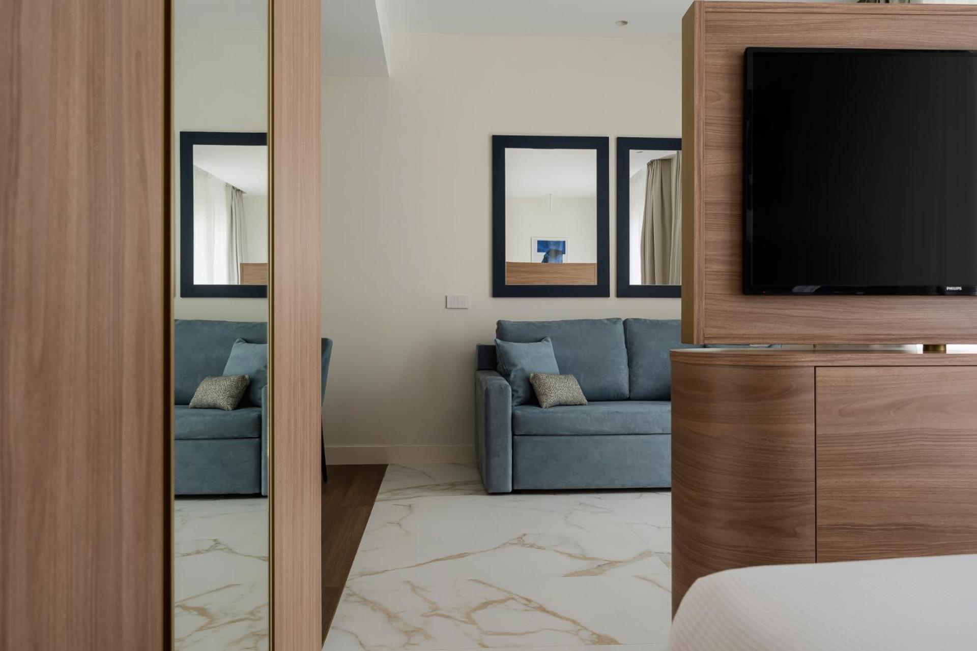 Deluxe Junior Suite