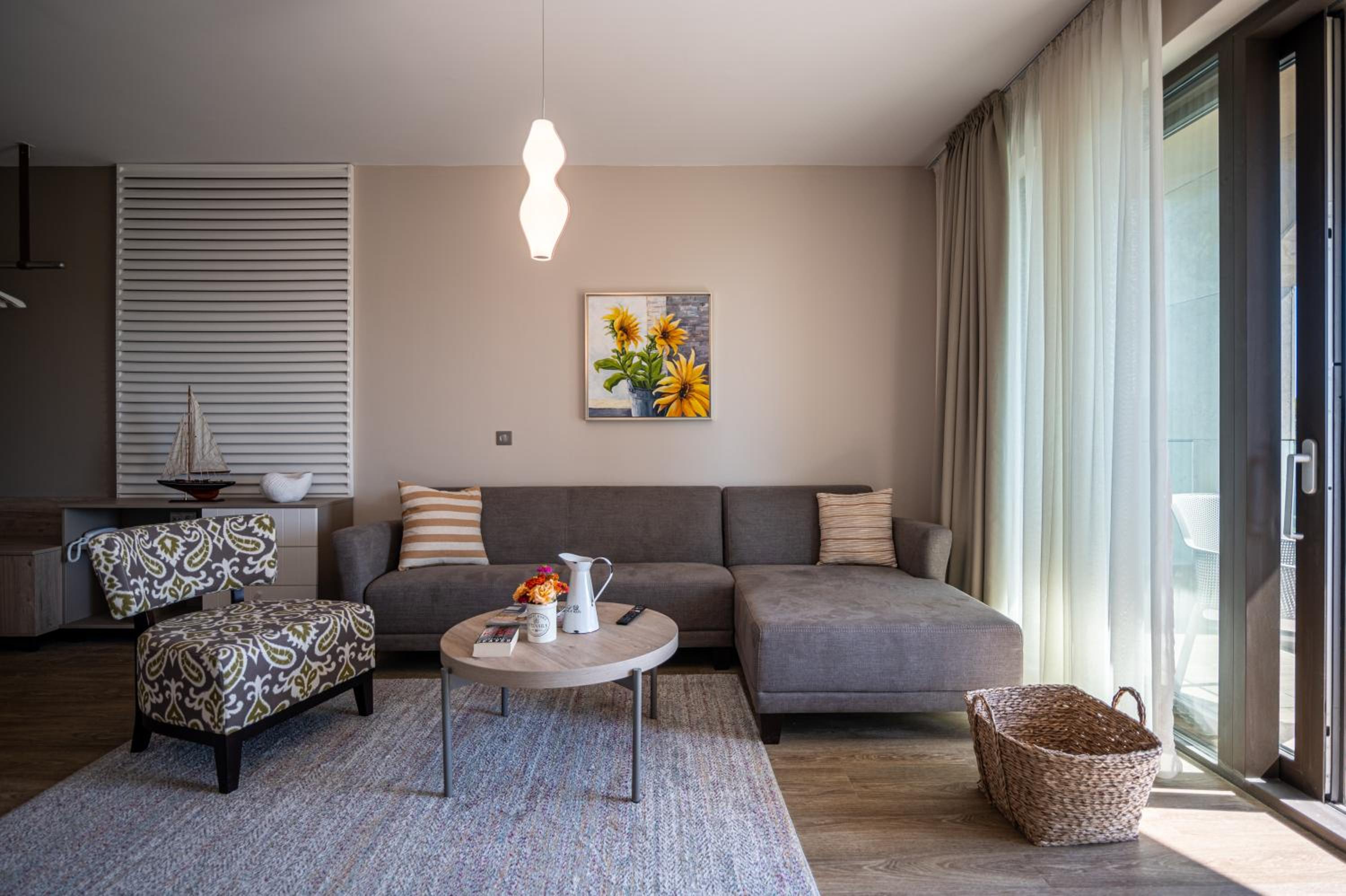 Deluxe Suite with Sea View