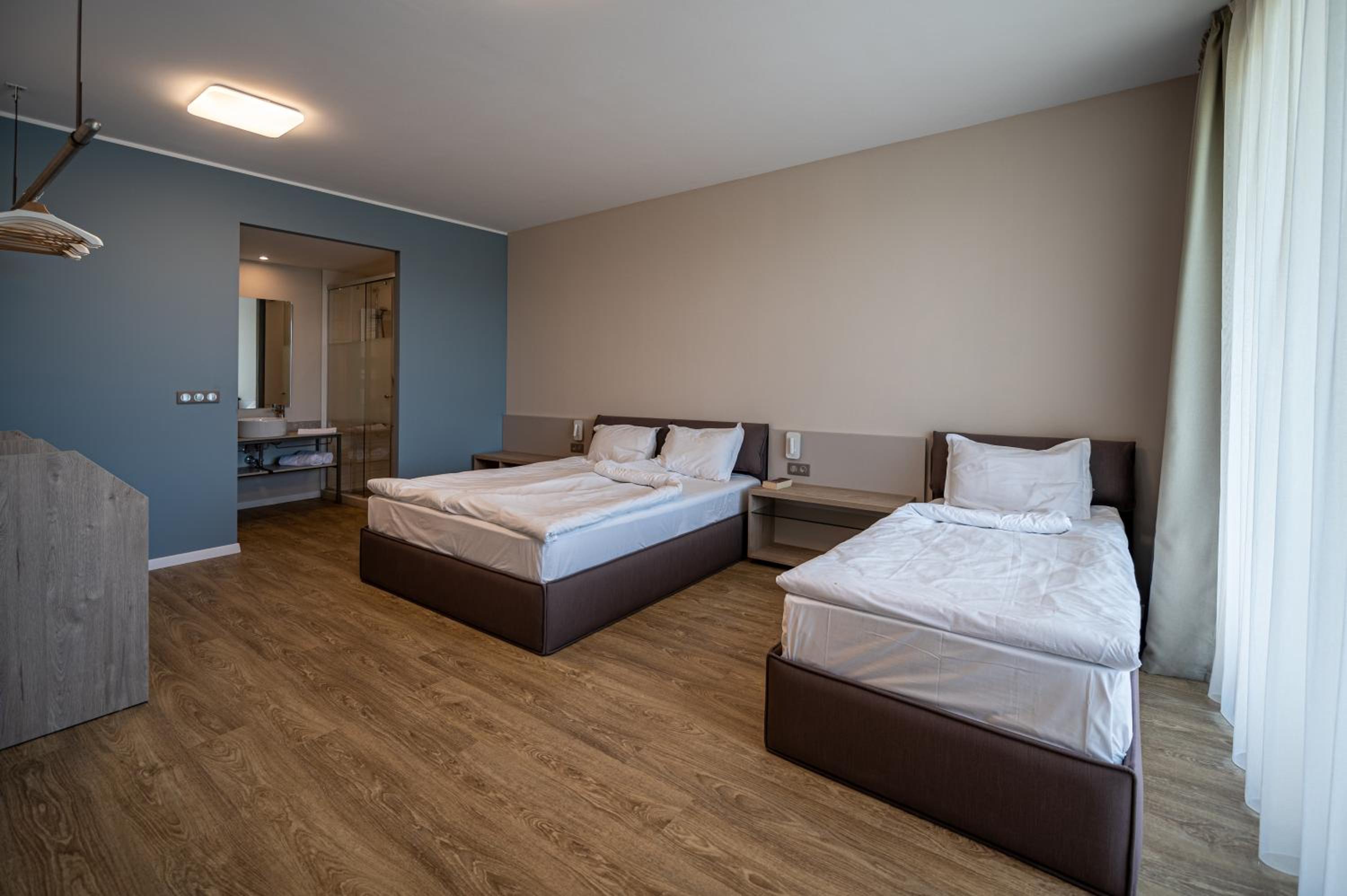 Deluxe Suite with Sea View