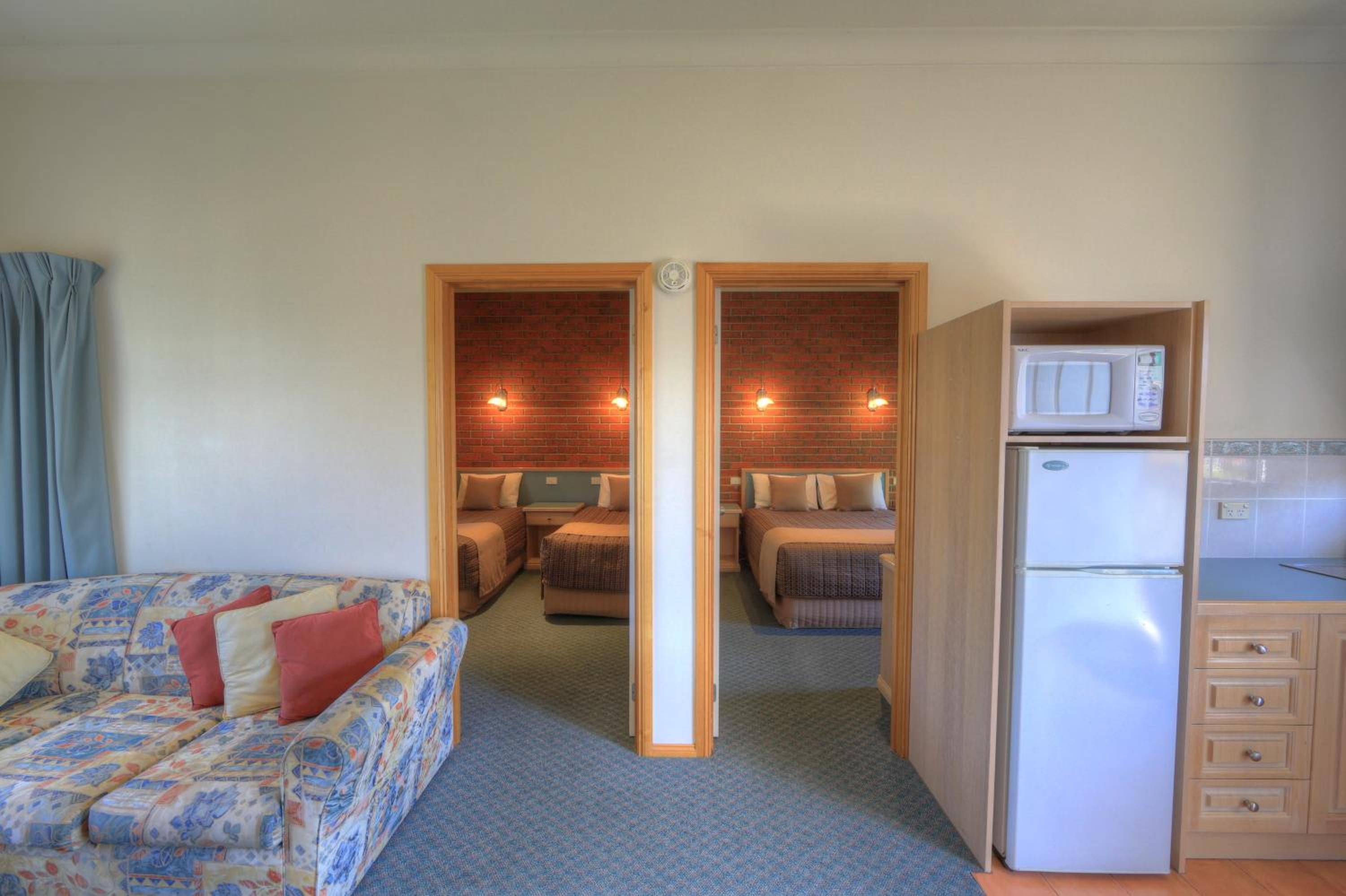 Deluxe Family Suite