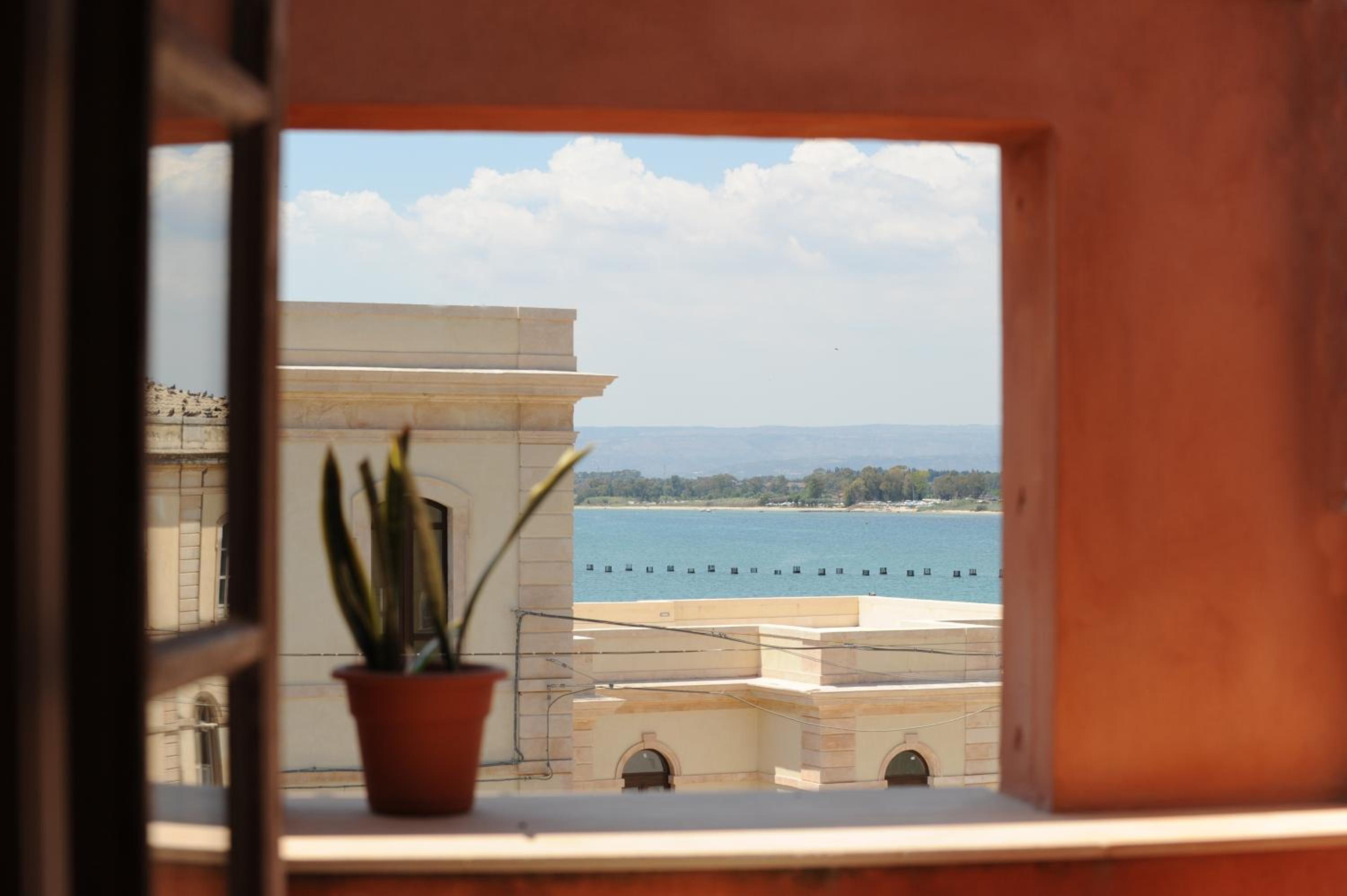 Superior Double or Twin Room with Sea View