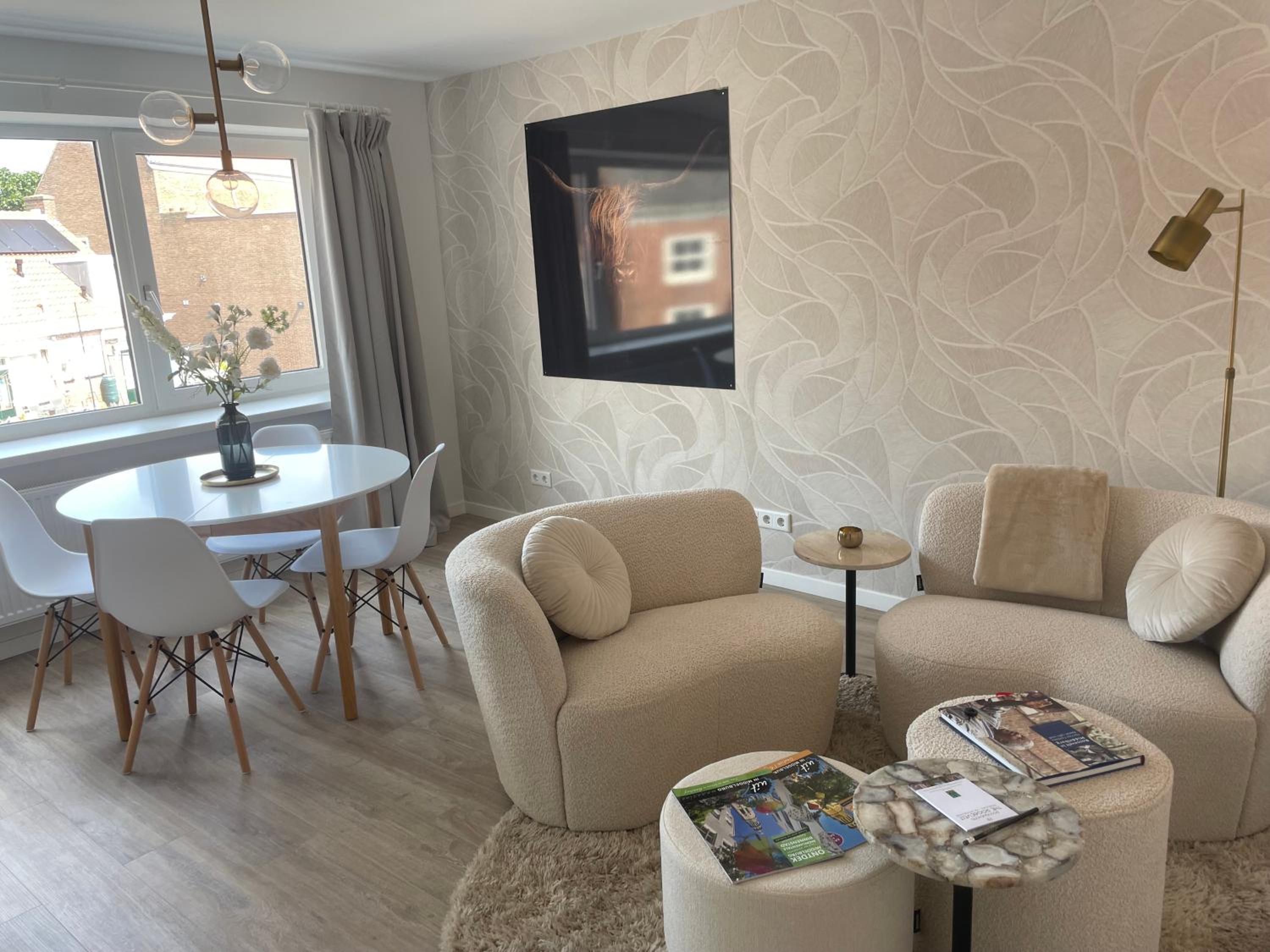 The Hidden Apartment with Terrace