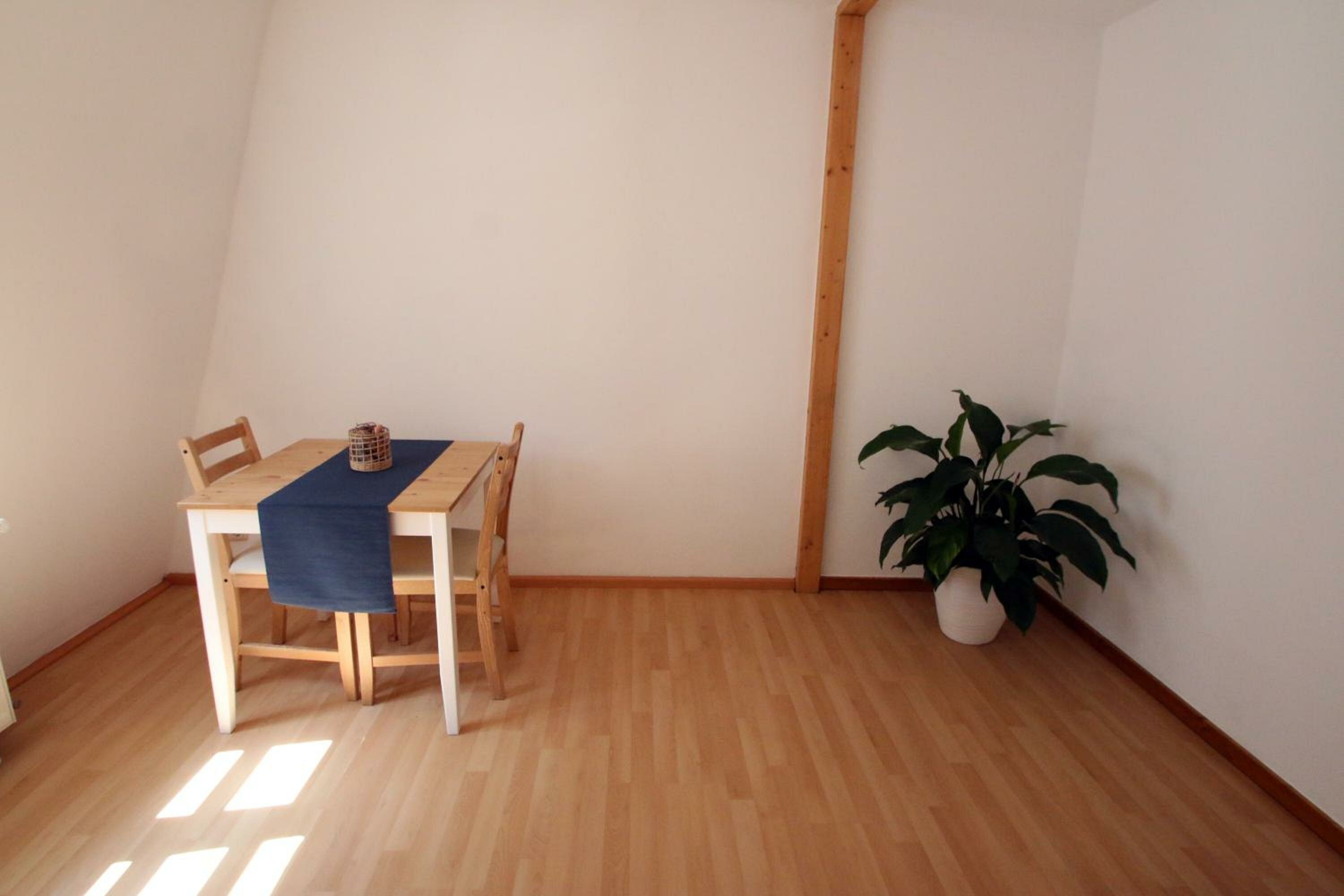 Studio with Kingsize Bed and Queensize Bed (annex) 1.OG