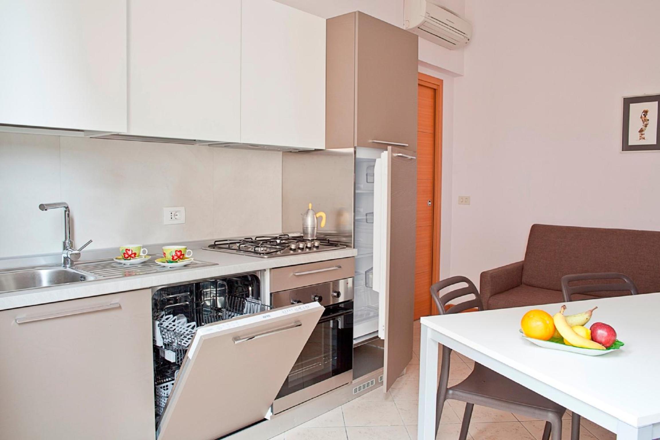 Classic One-Bedroom Apartment with King Bed