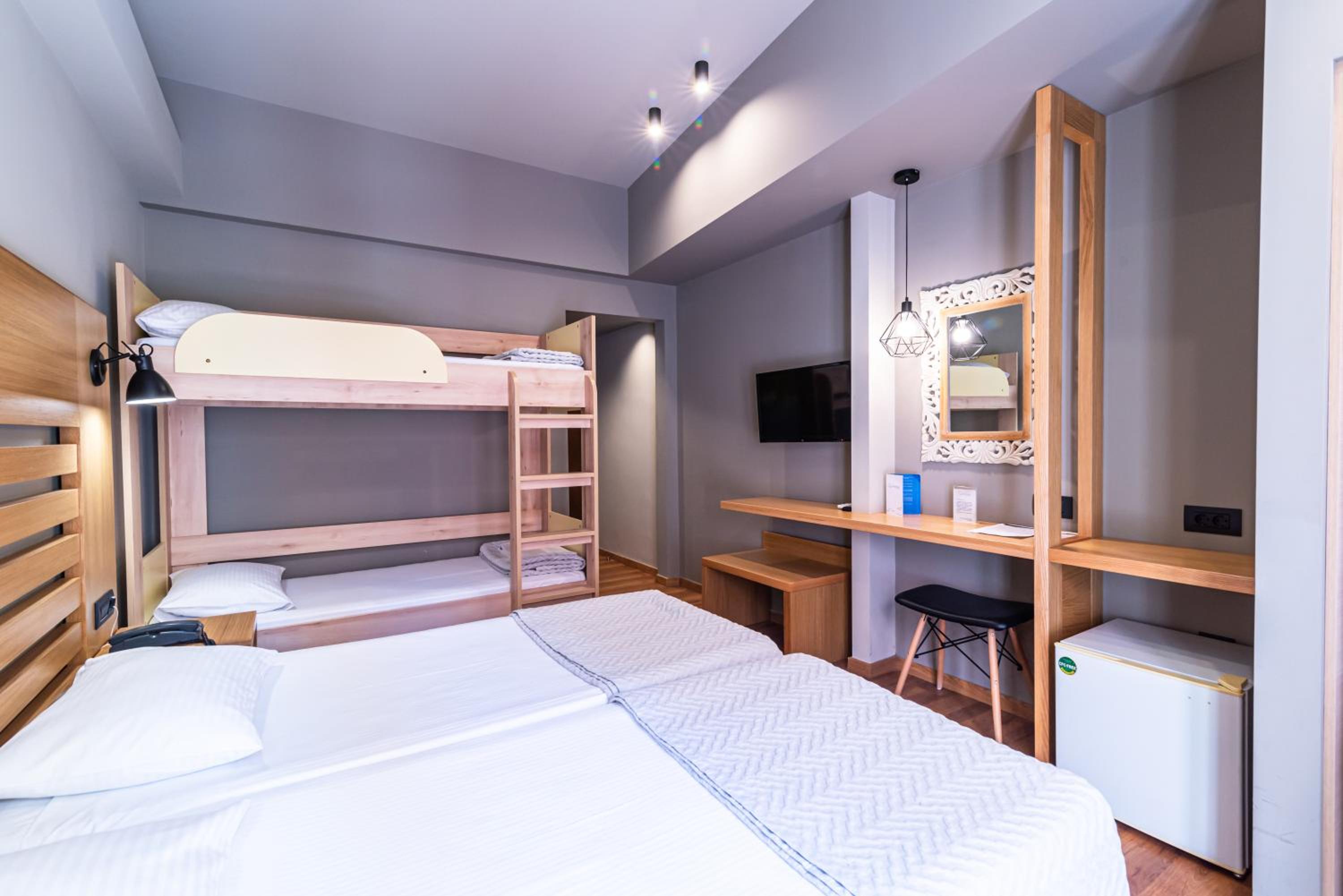 Family Room with City View 