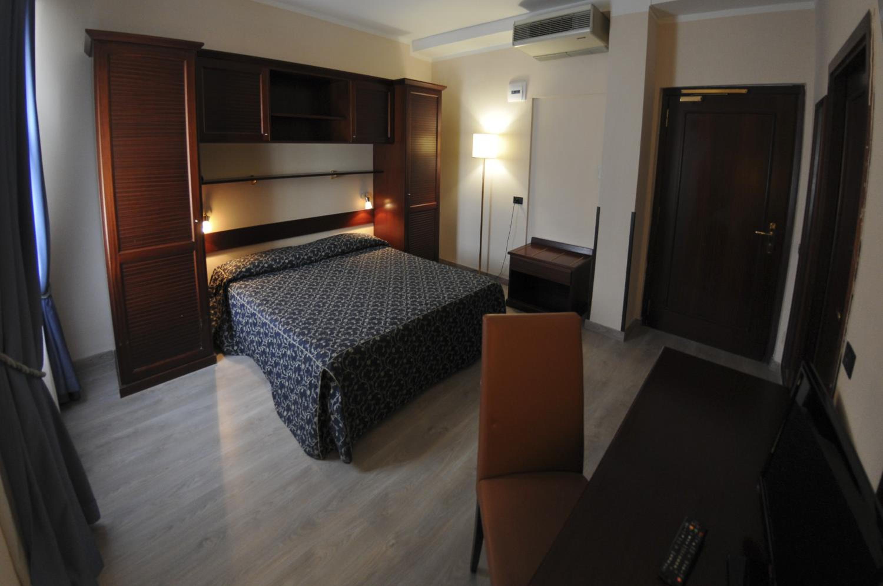 Standard Double Room with Sea View