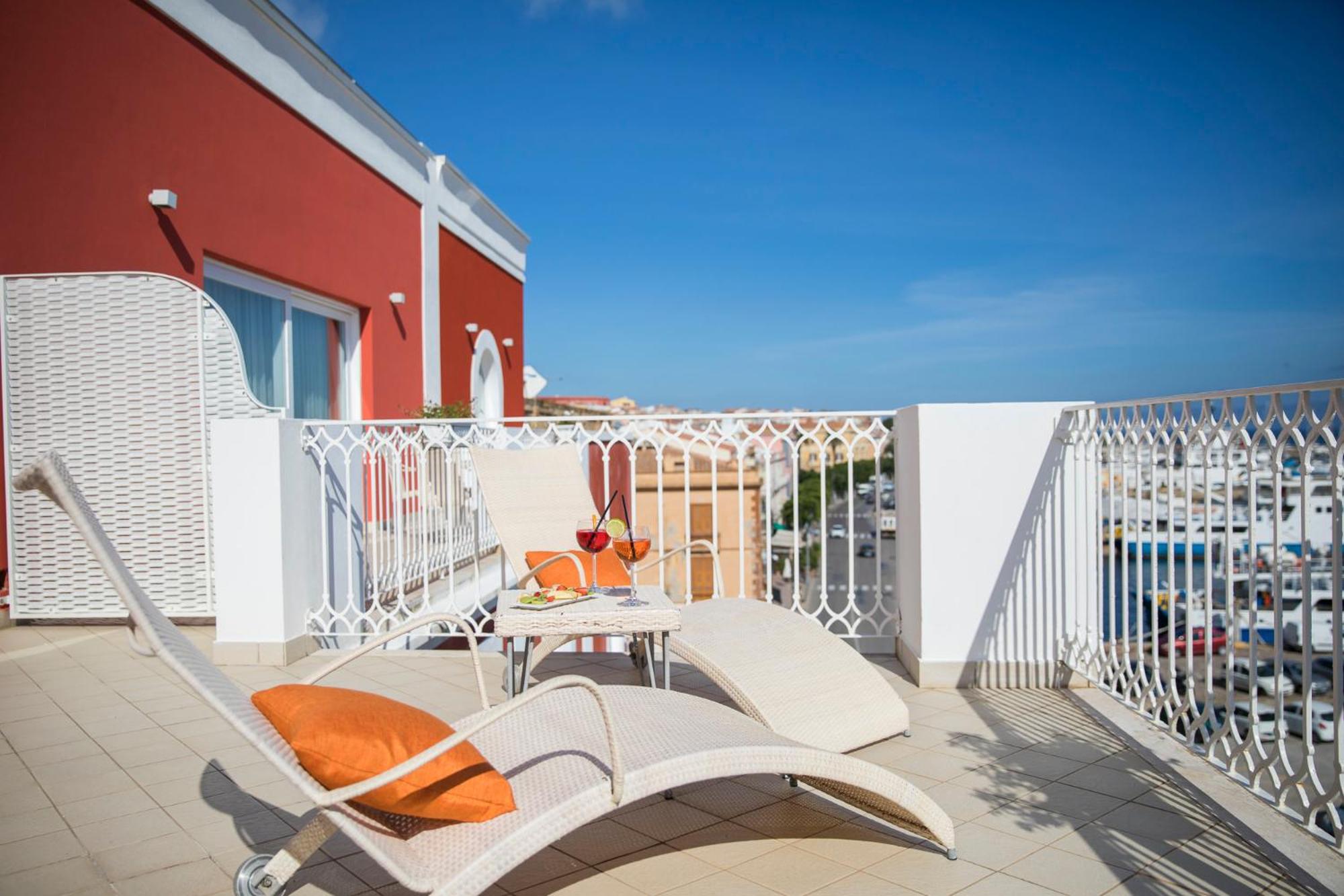 Suite with Sea View