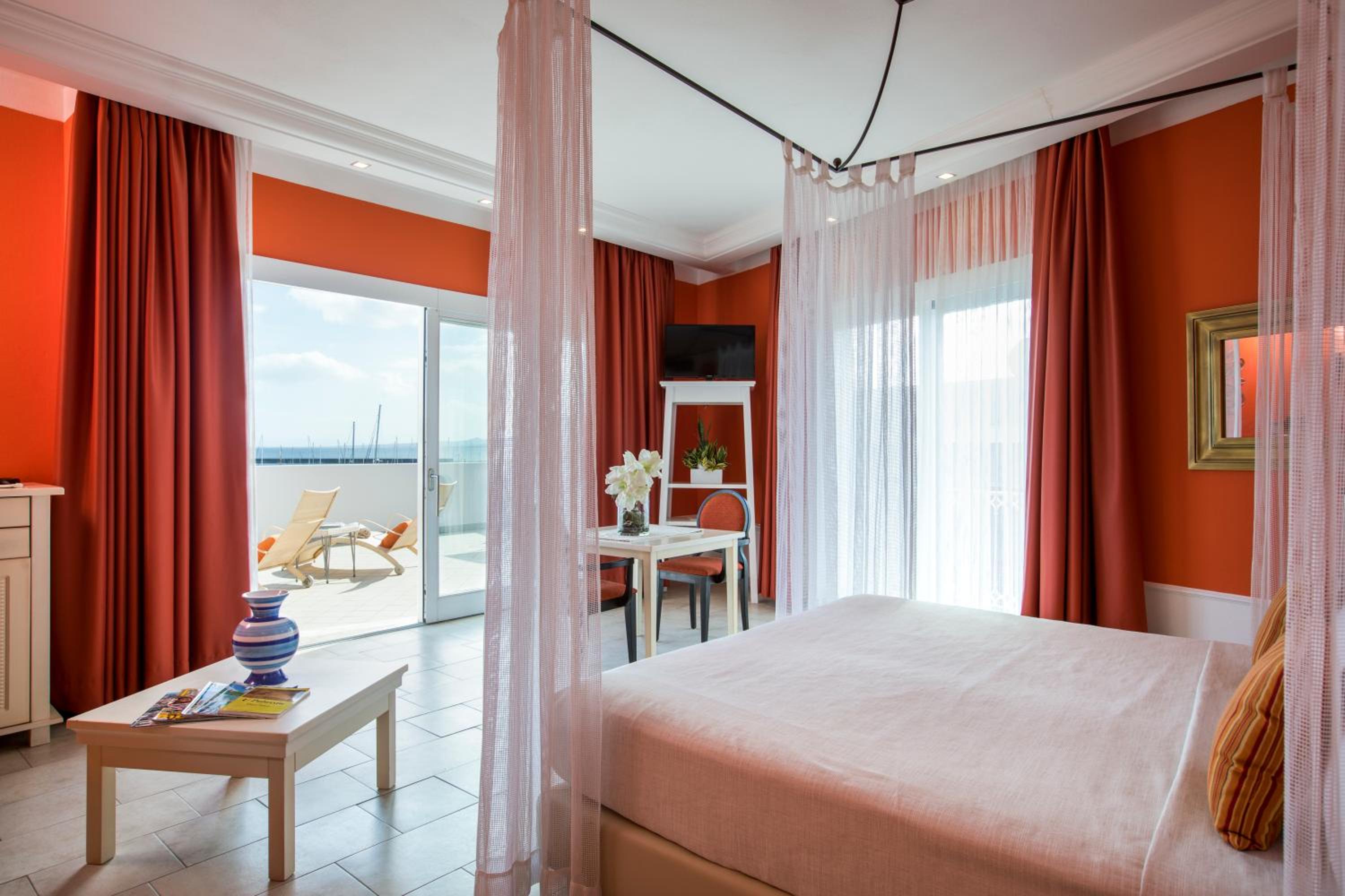 Suite with Sea View