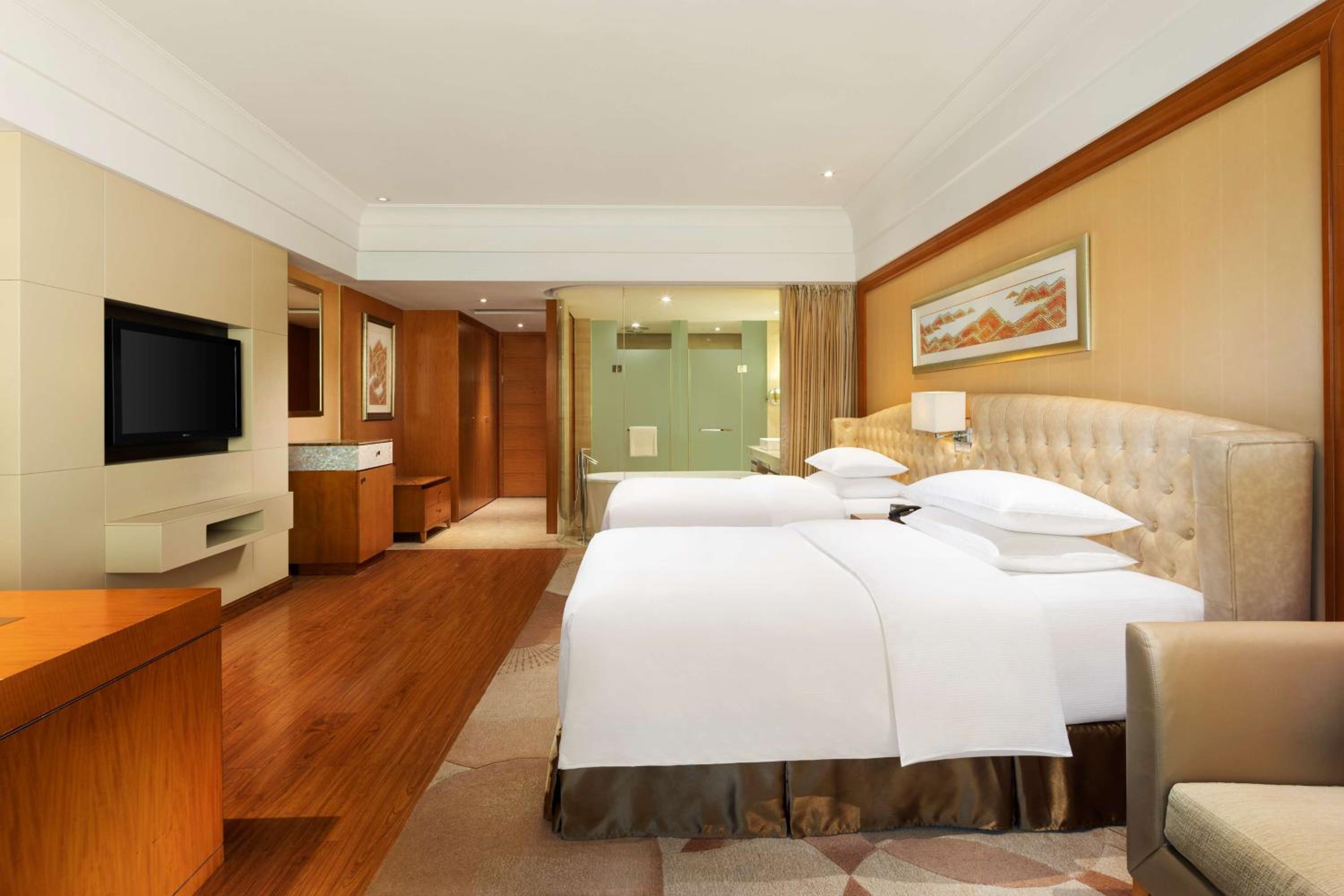 Grand Twin Room With Lake View