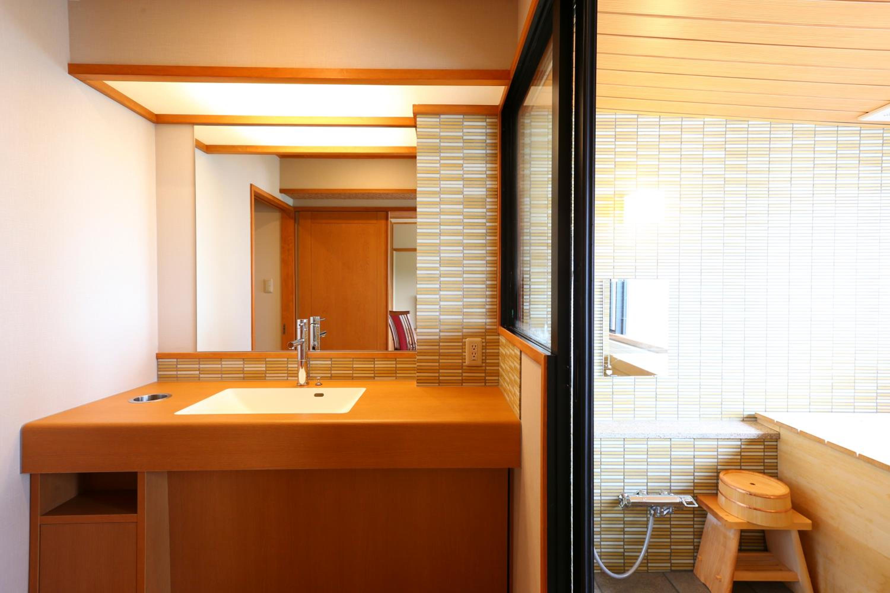 Deluxe Twin Room with Open-Air Hot Spring Bath