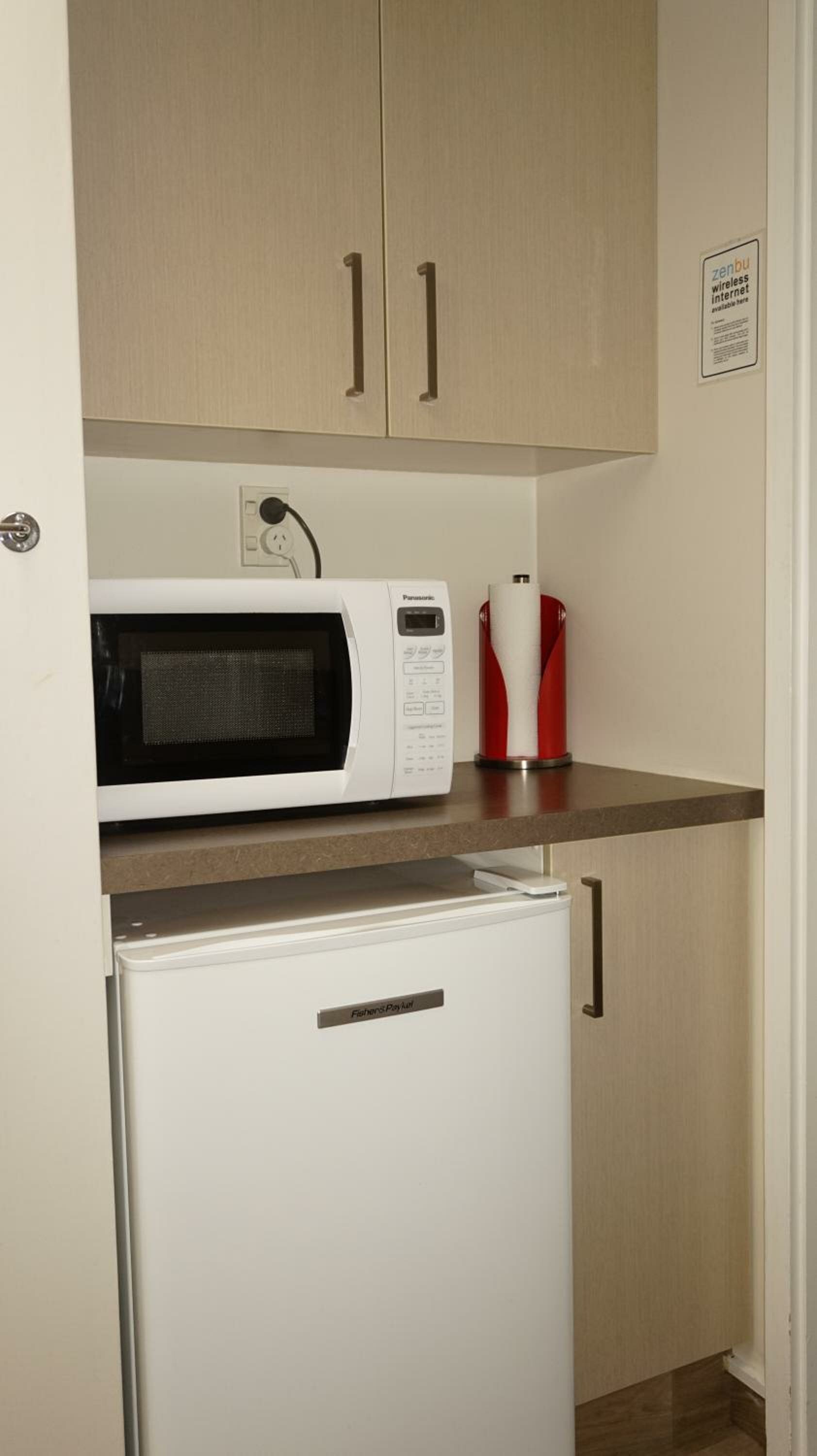 One-Bedroom Apartment with King Bed