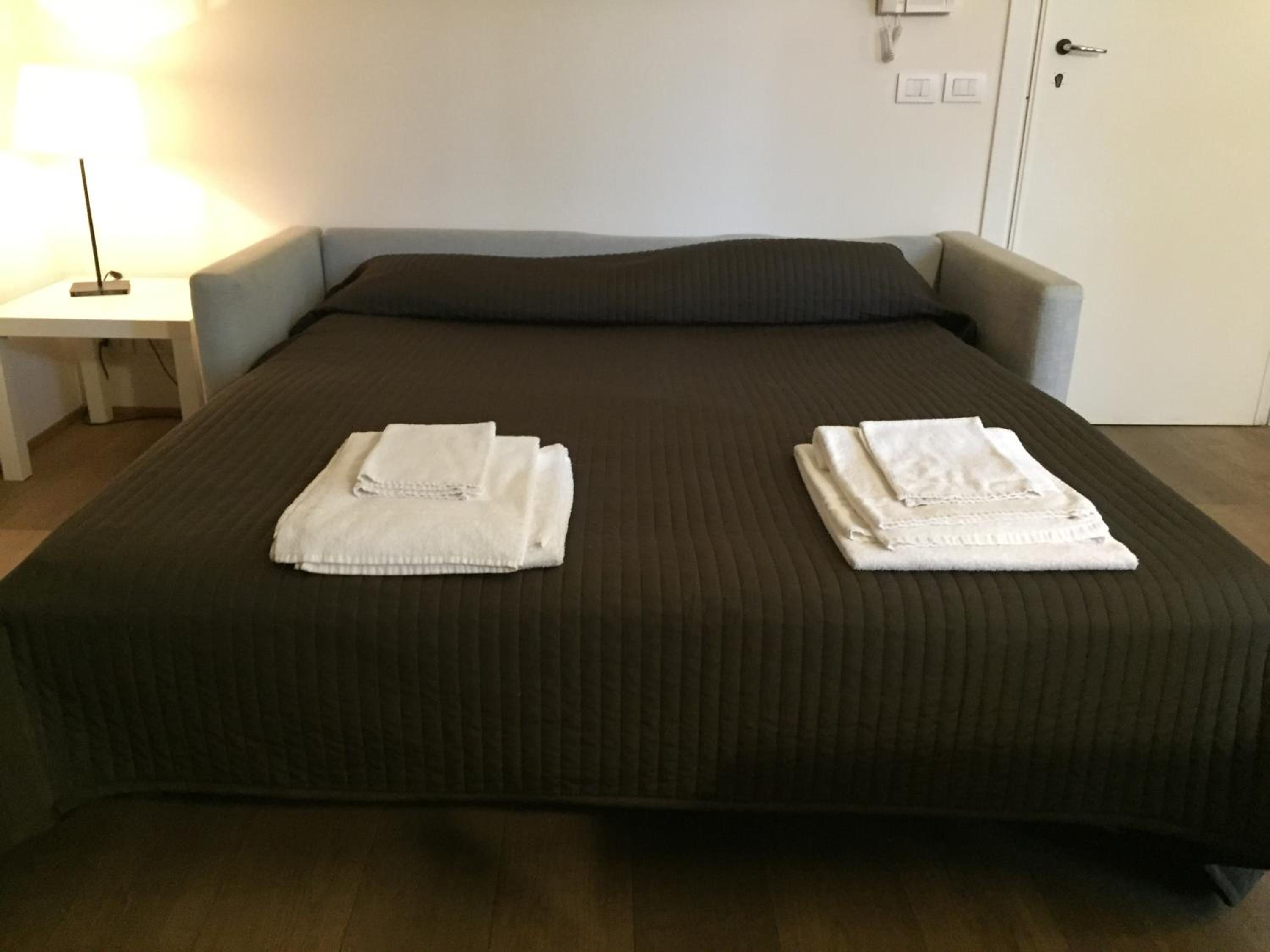 One Bedroom Apartment with Garden