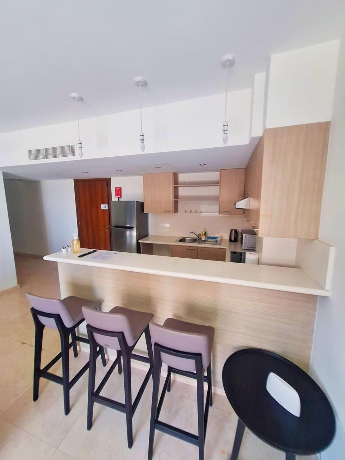 Apartment with Partial Sea View