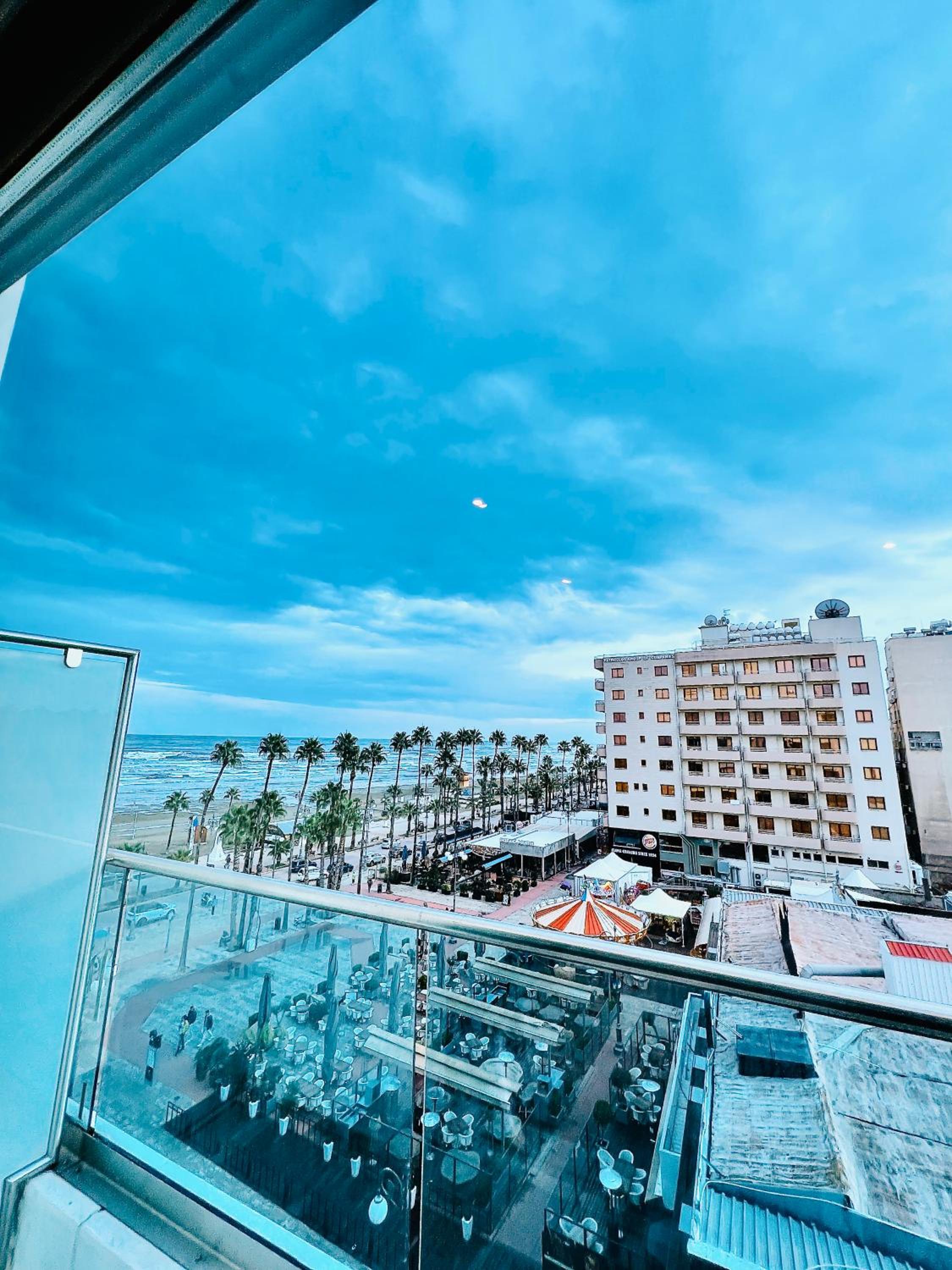 Apartment with Partial Sea View