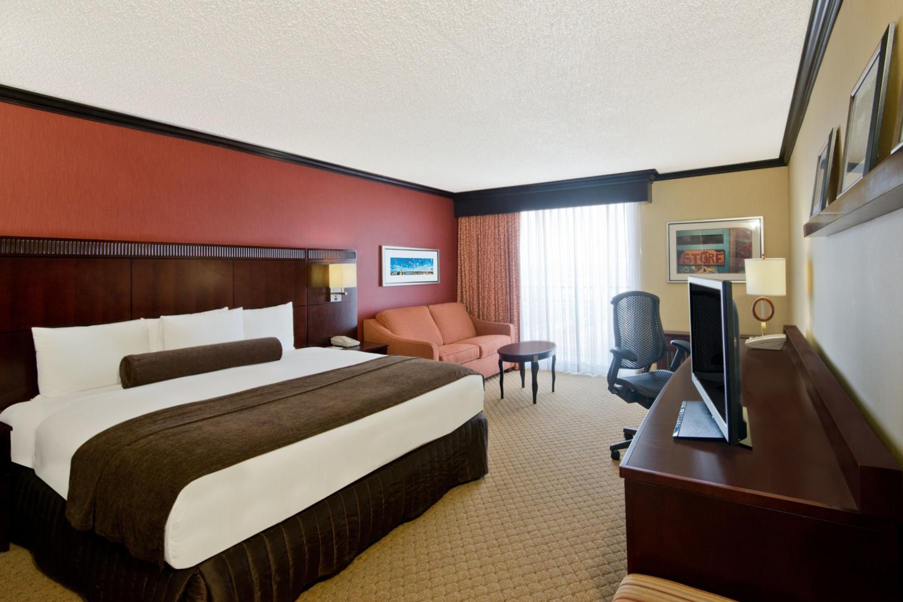 Standard King Room with Sofa Bed
