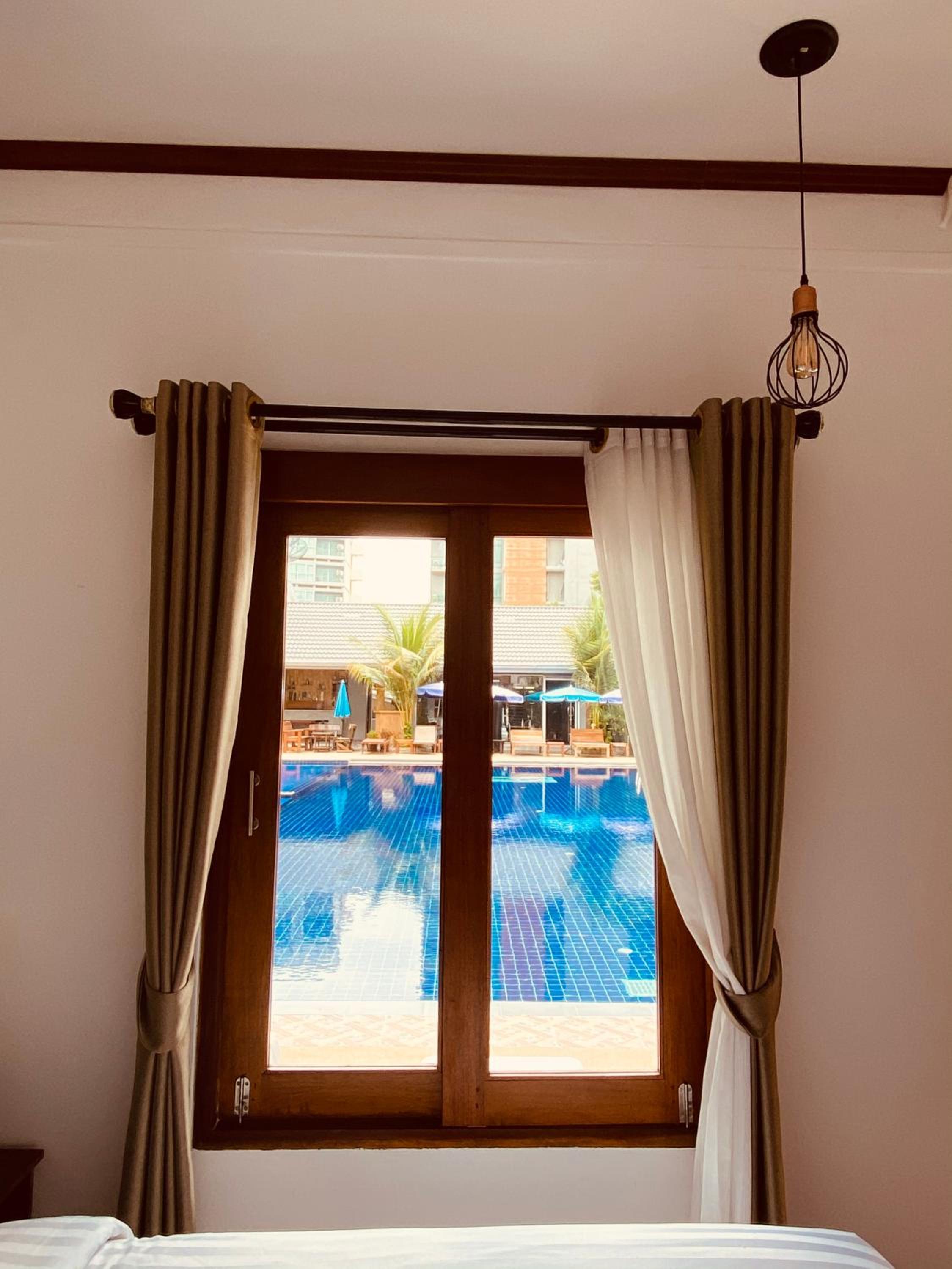 Superior Double Room, Pool Access
