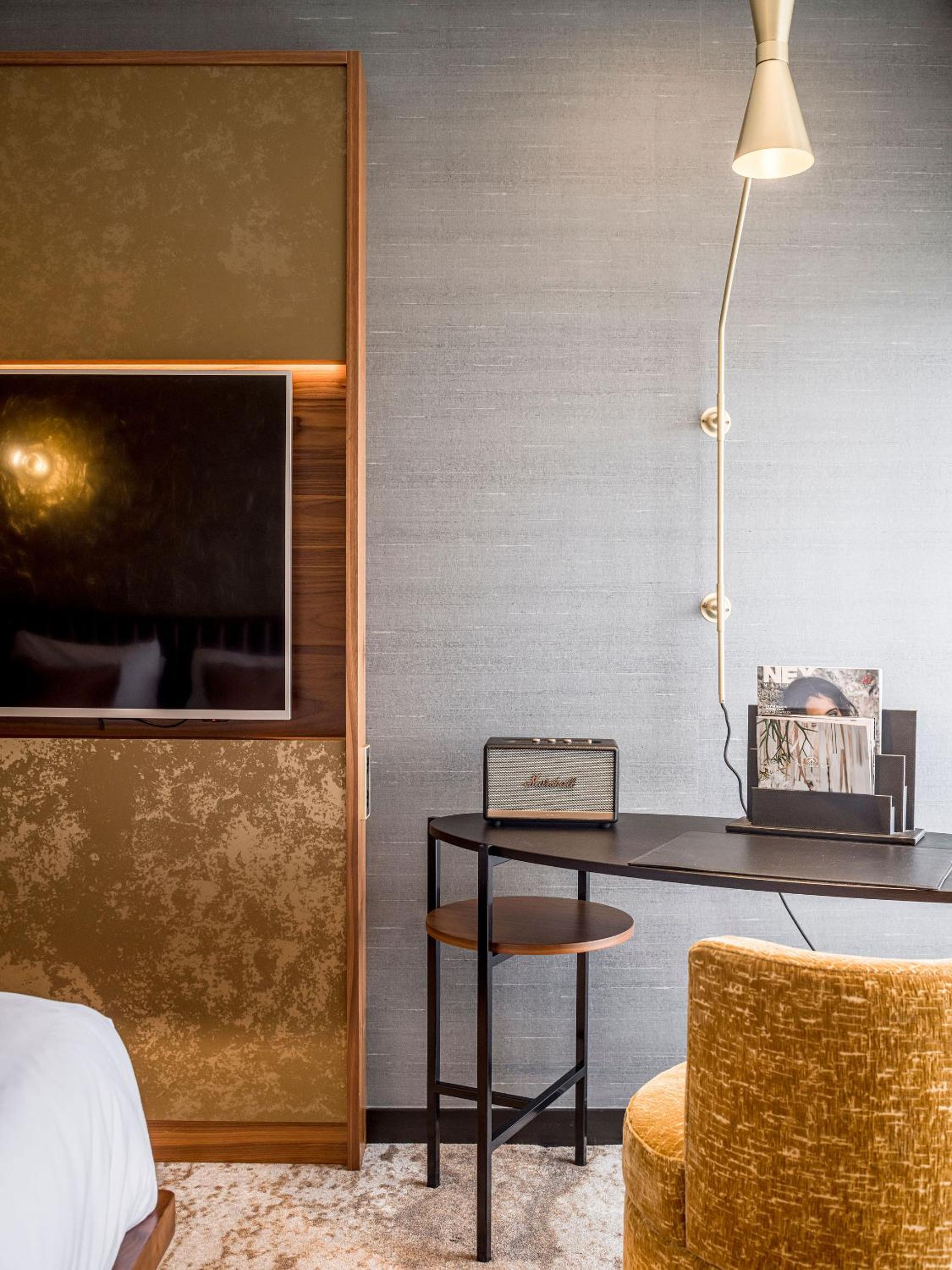Dutch Design Double Room with Balcony