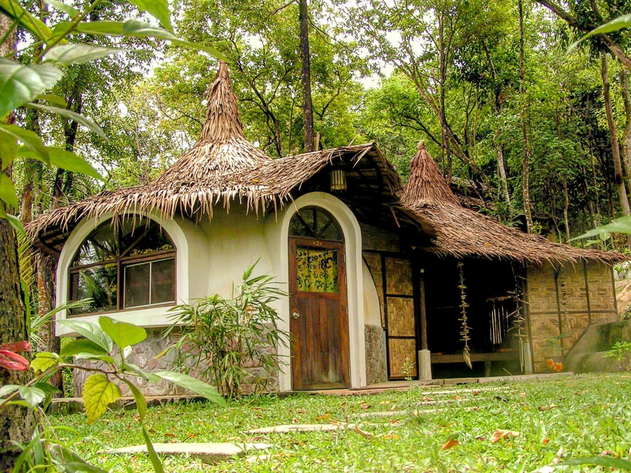 Bungalow Deluxe with Lounge Room