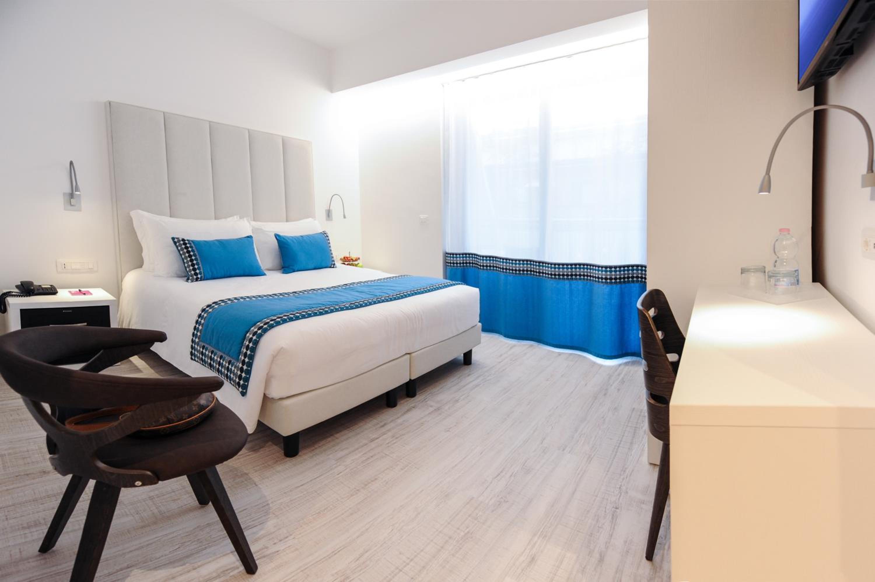 Double Room with Beach Access