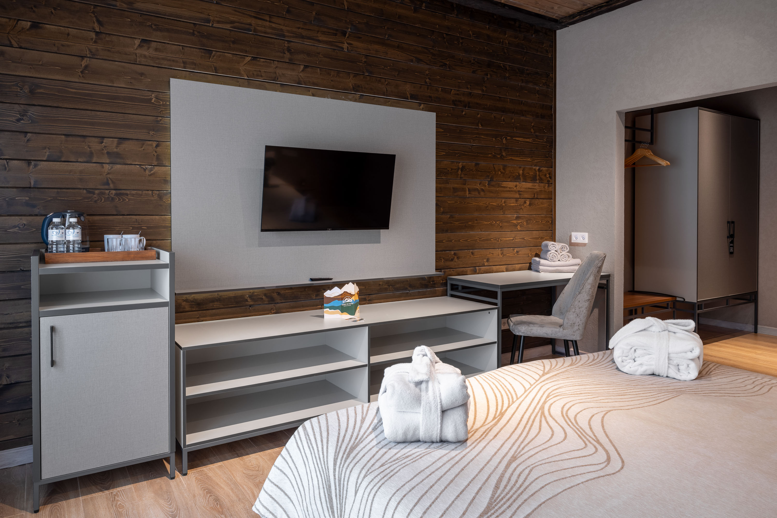 Superior Room с выходом на бассейн