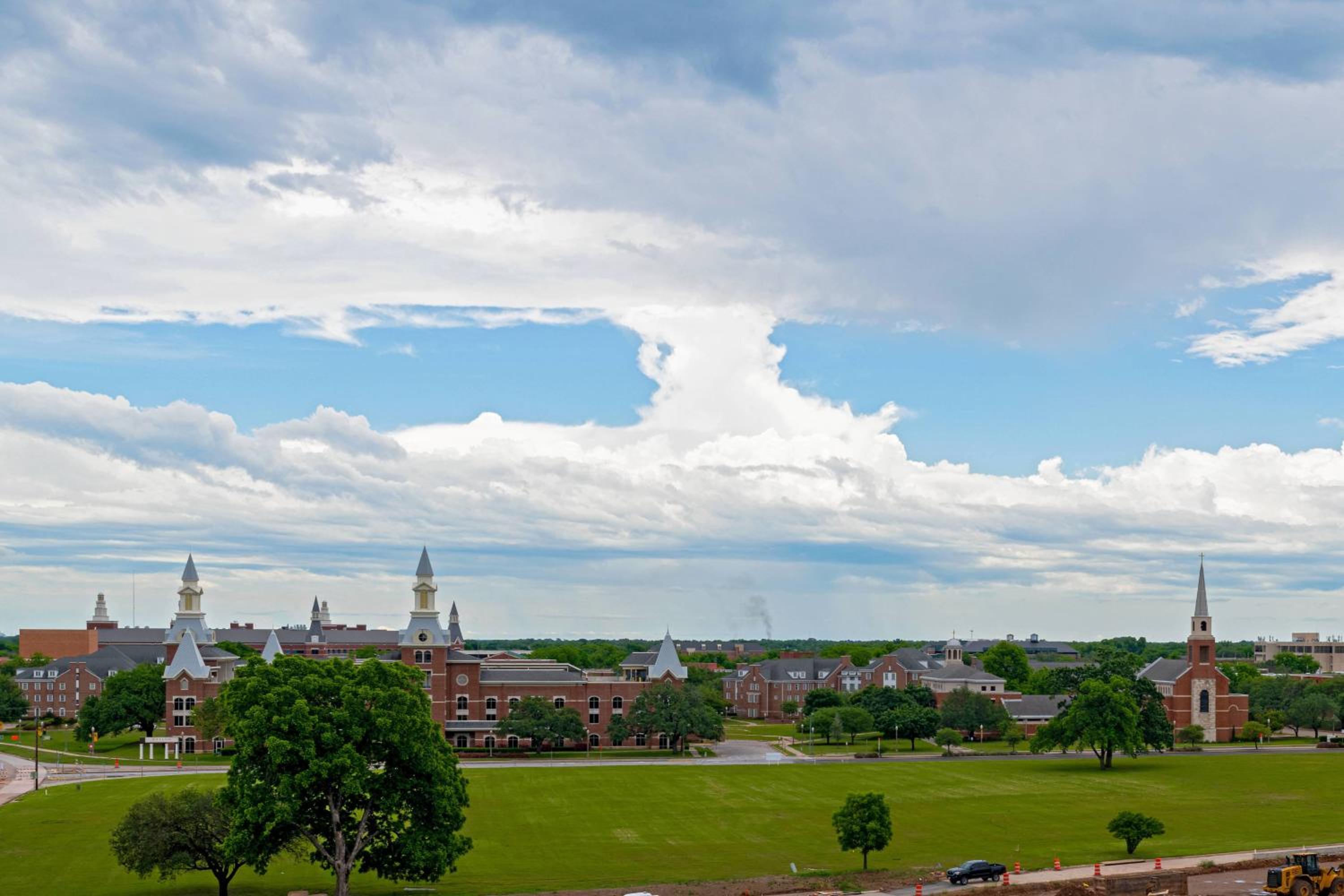 1 Bedroom Suite, 1 King, Trundle bed, City view, Balcony