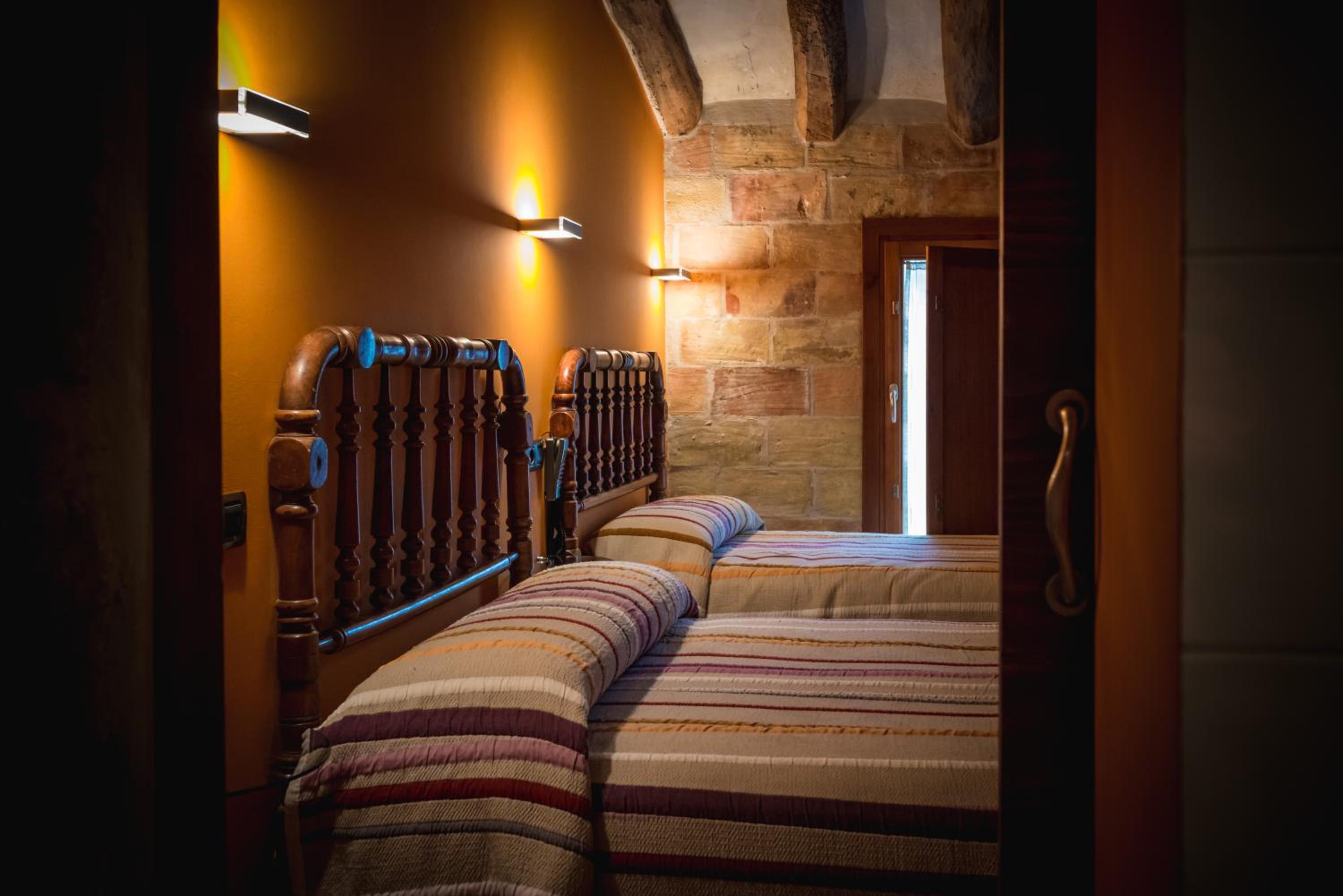 Double Room with 2 Beds 