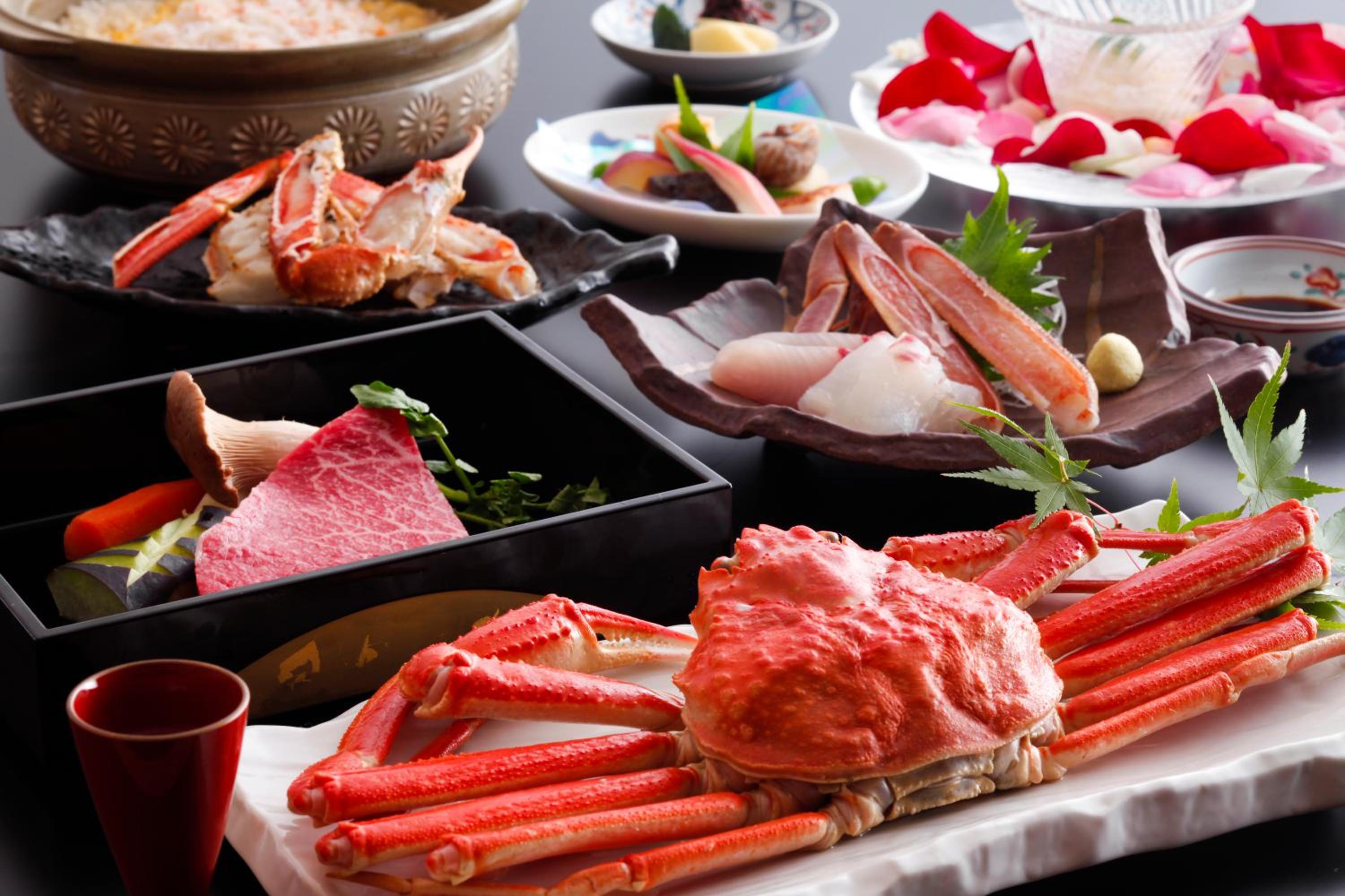 Japanese-Style Twin Room with Tatami Mat - Breakfast and Snow Crab Dinner Included