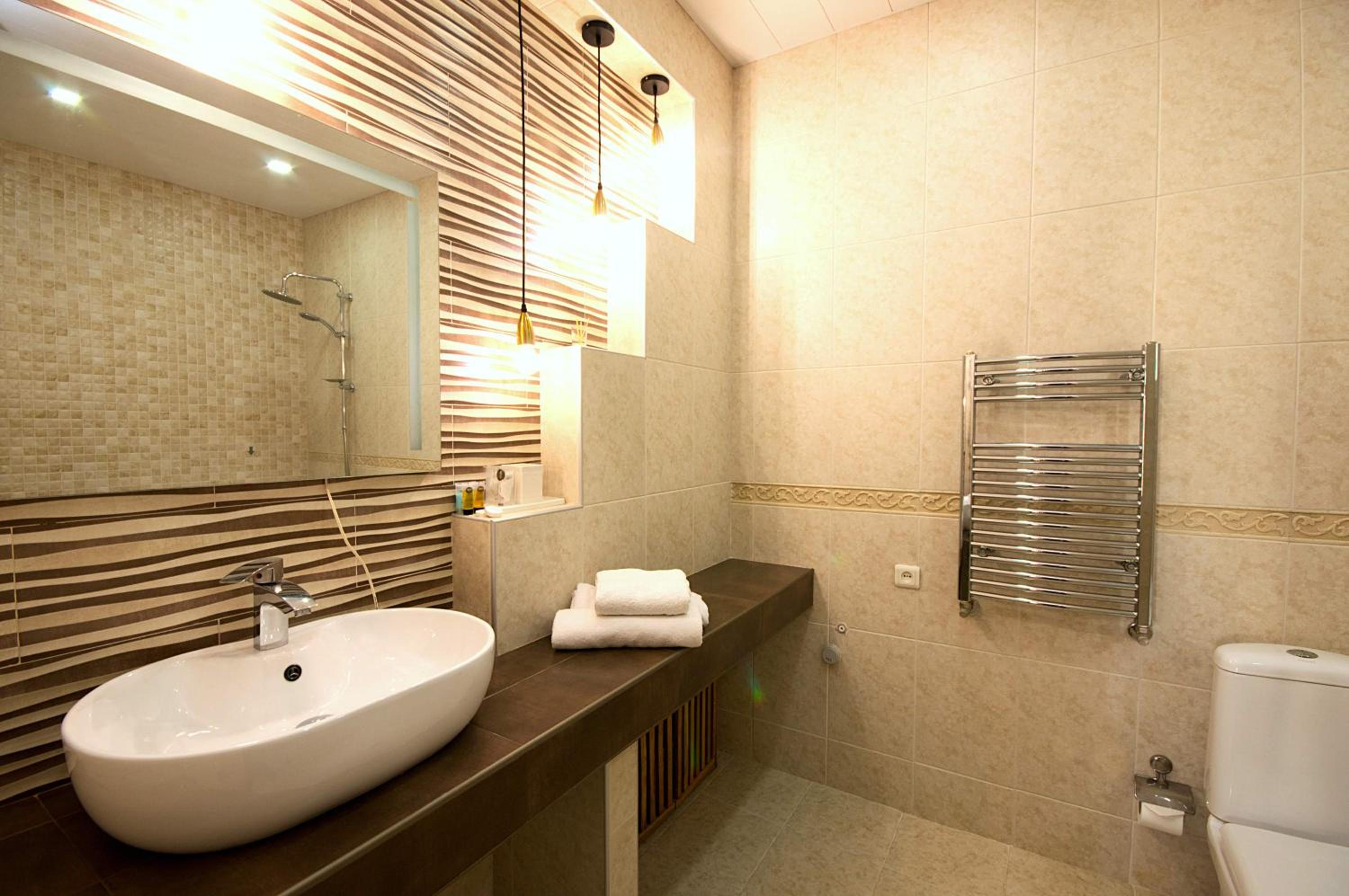 Triple Room with City View