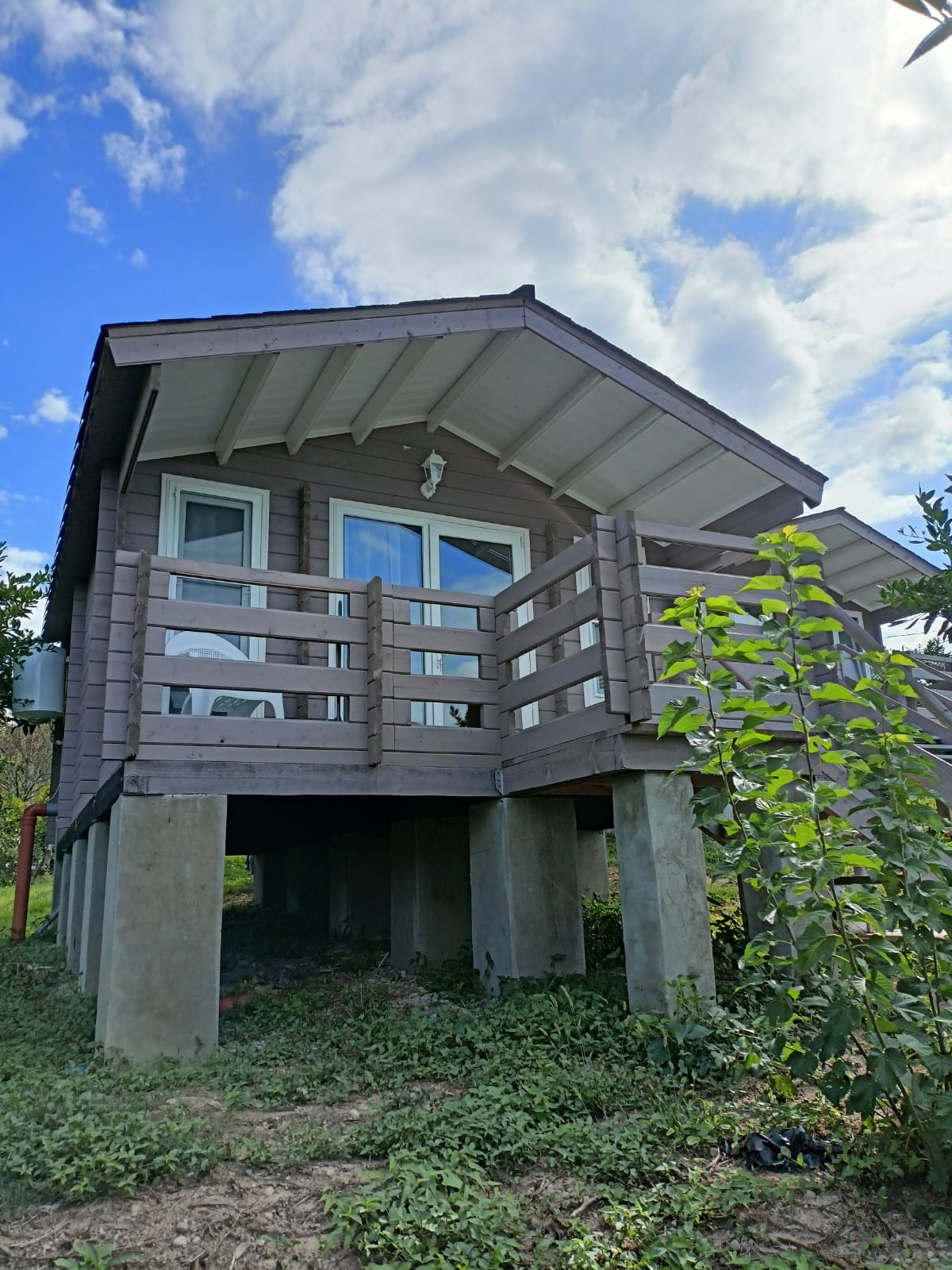 Четырехместный домик № 4 с отличным видом на море